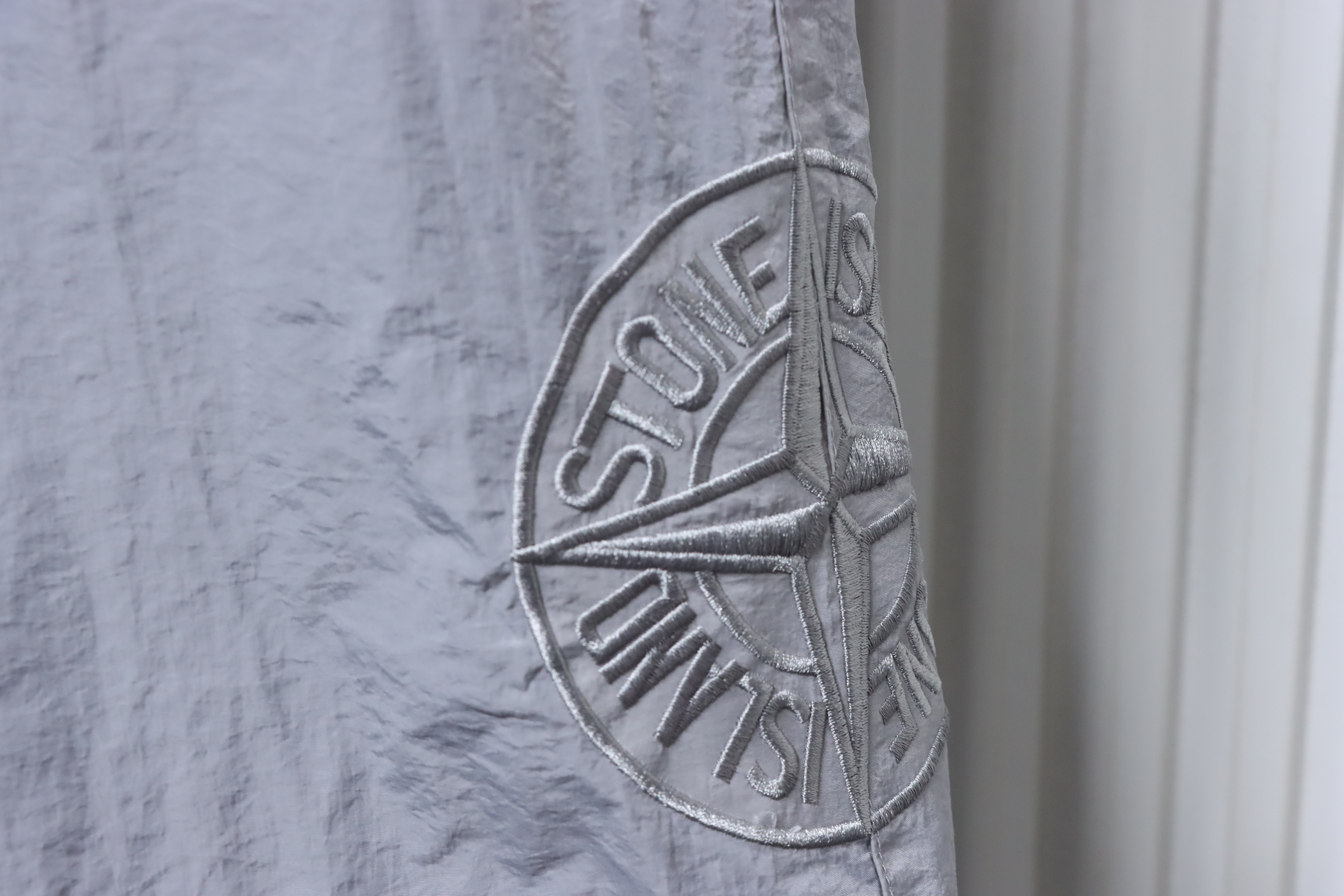     Stone Island Classic Cargo Shorts 01