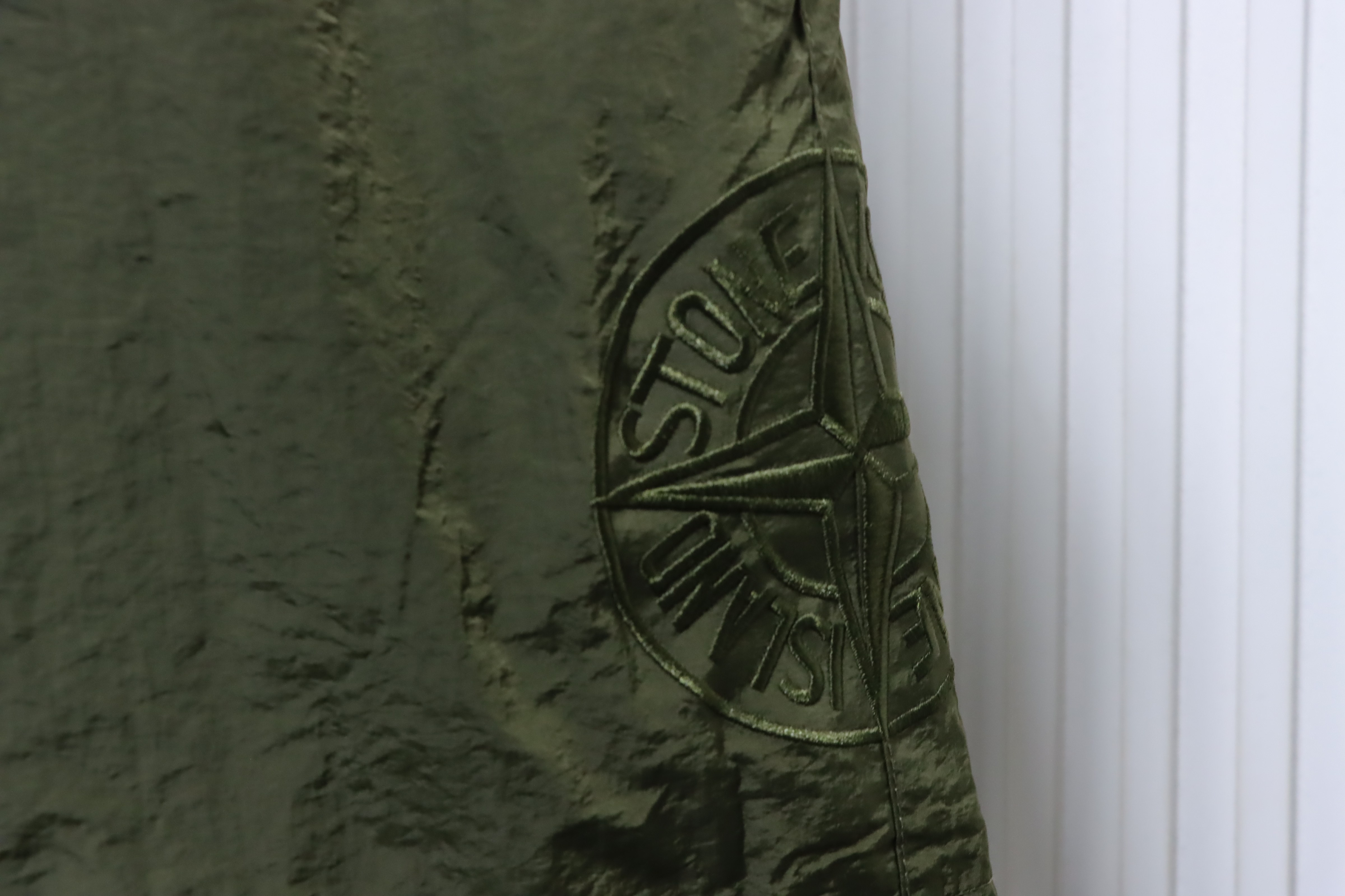     Stone Island Classic Cargo Shorts 02