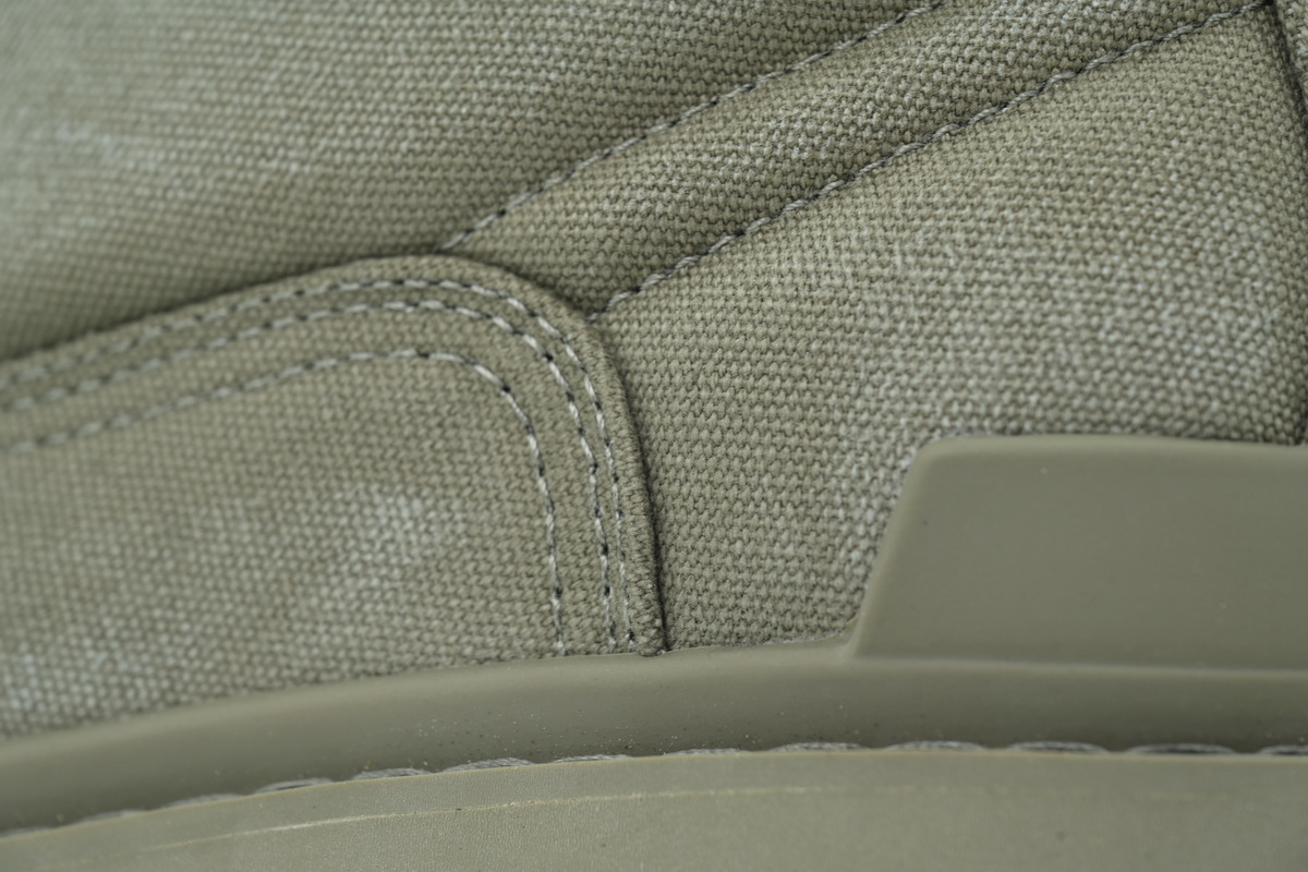    Balenciaga Strike Military Green