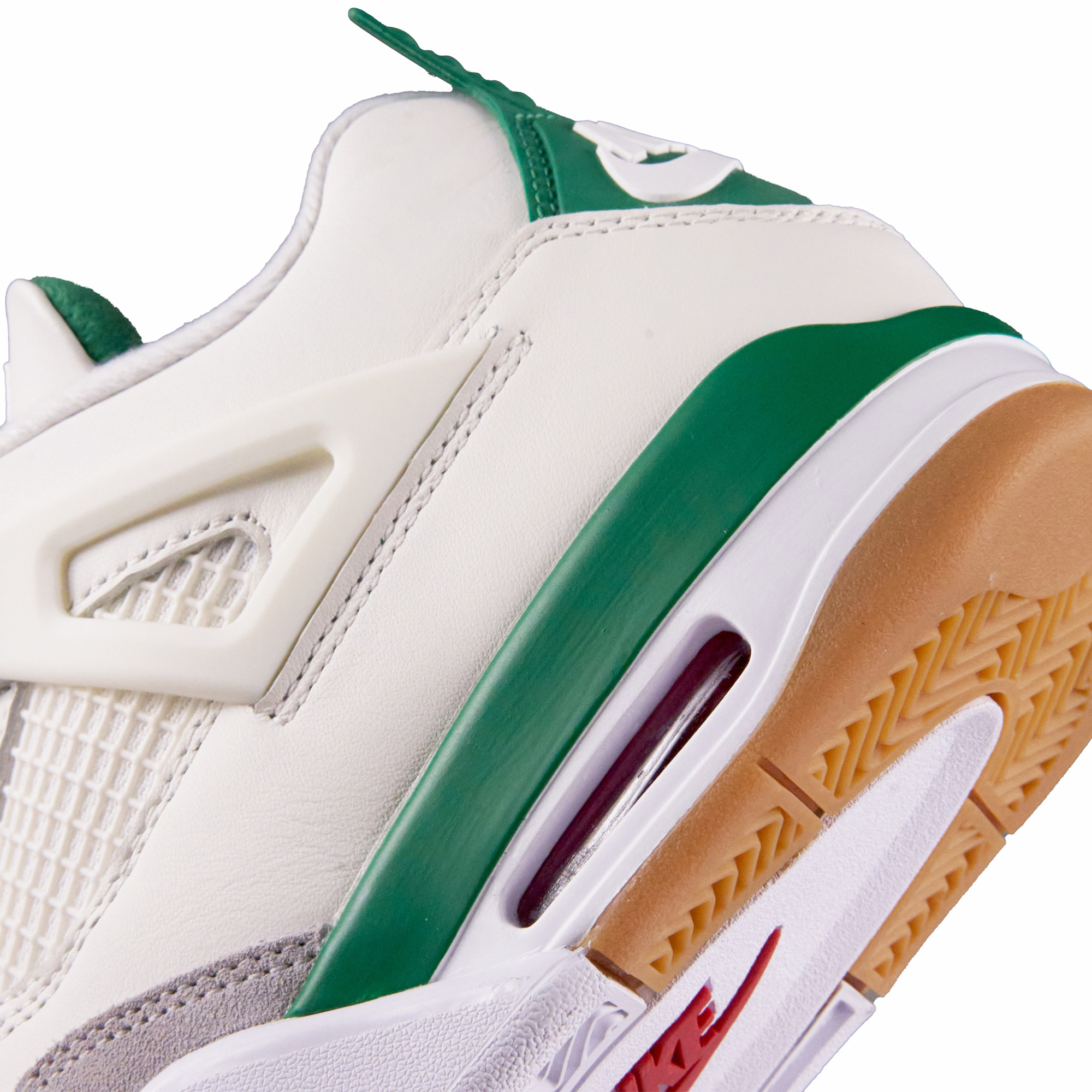  Jordan 4 Retro SB Pine Green DR5415-103
