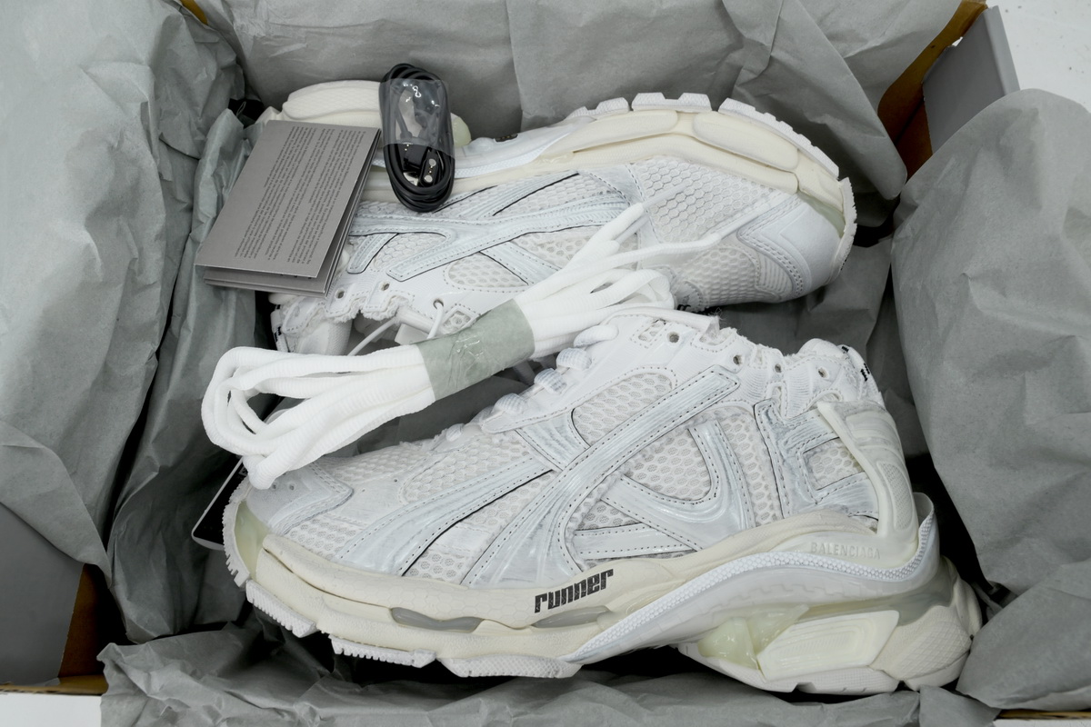 Balenciaga Runner White LED