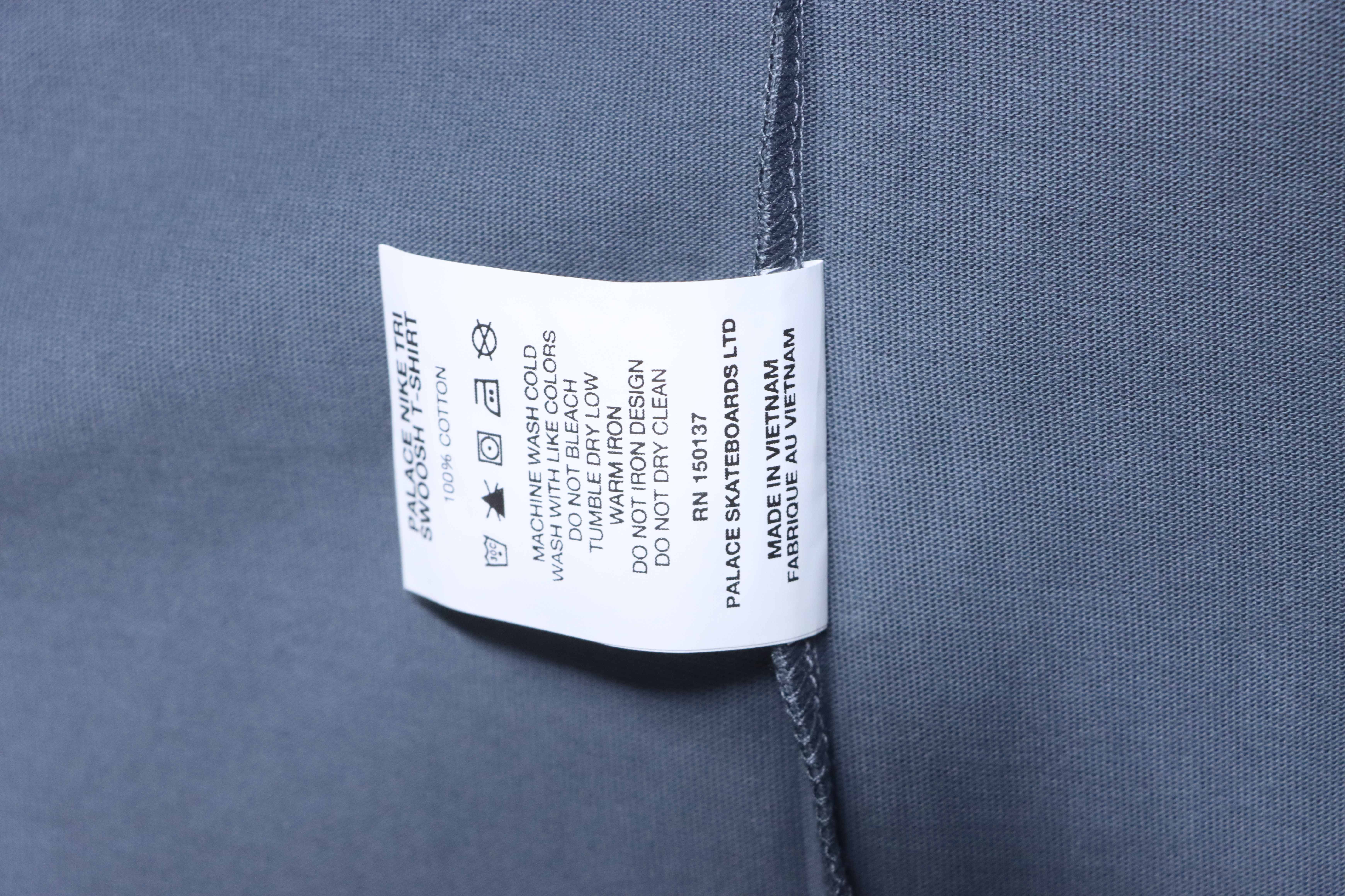 Top Quality Palace x Nike Font Swoosh T-shirt Charcoal