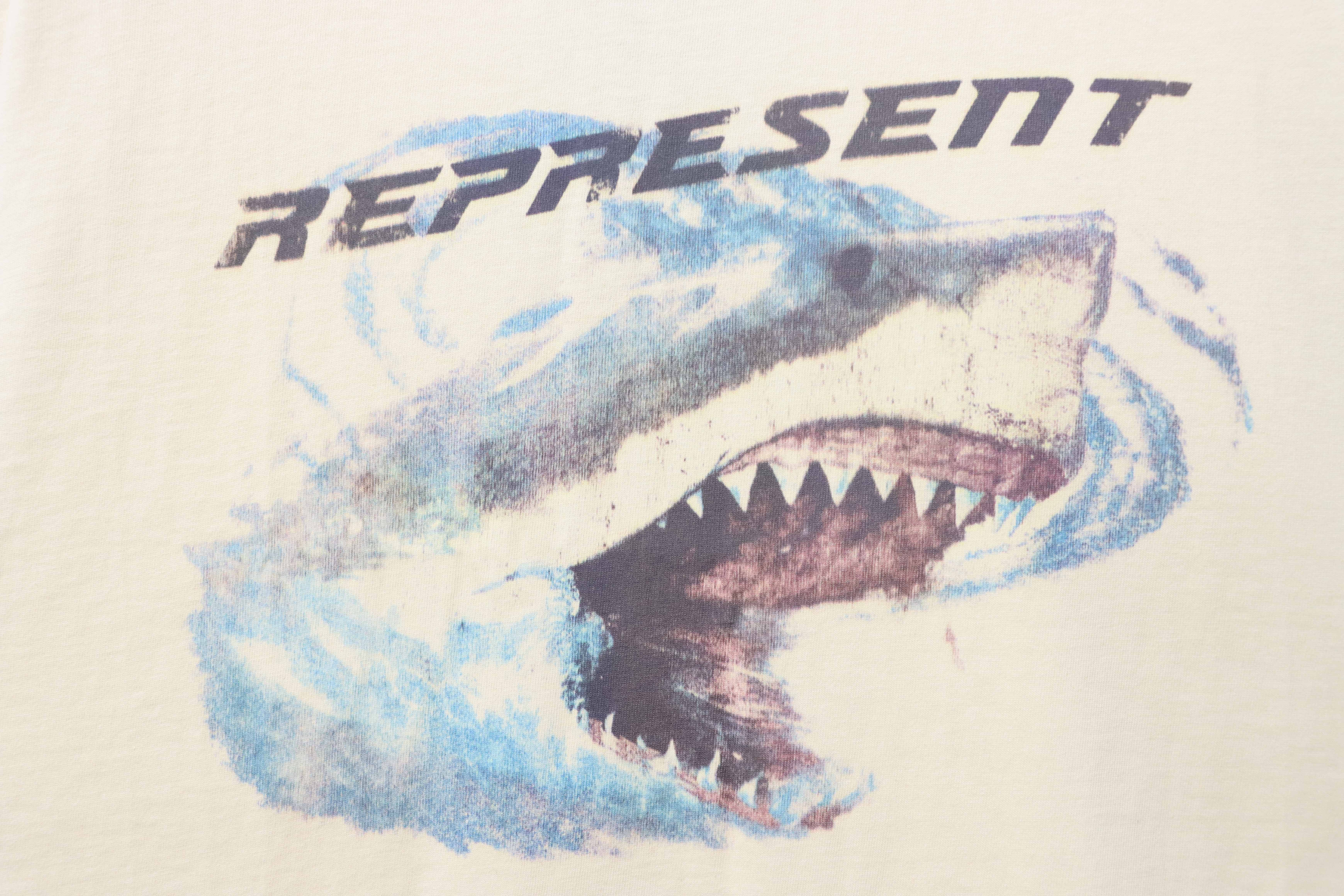 Top Quality Represent Only The Strong Survive Shark T-Shirt Vintage White