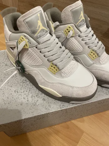 Pkgod Jordan 4 Retro SE Craft Photon Dust review Raul 01