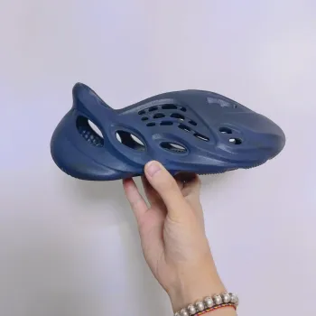 Pkgod adidas Yeezy Foam RNNR Mineral Blue​ review Olivia  Probst 