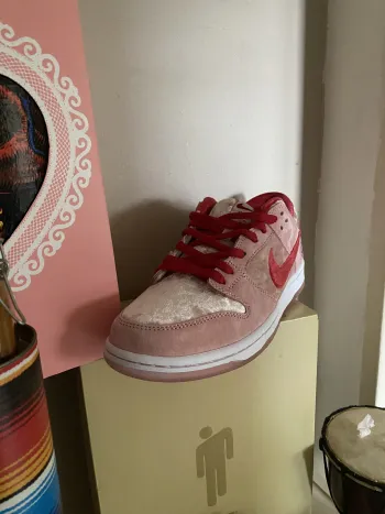 Pkgod Nike SB Dunk Low Strange Love Skateboards review Mehdi  03