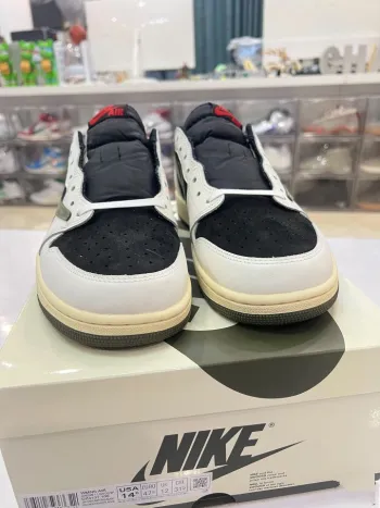  Pkgod Air Jordan 1 Retro Low OG SP Travis Scott Olive review Leo Holder