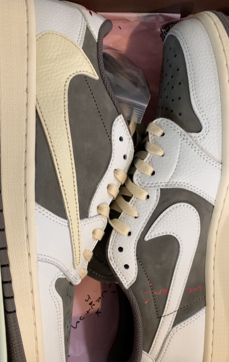  Pkgod Air Jordan 1 Retro Low OG SP Travis Scott Reverse Mocha   review Jon 03