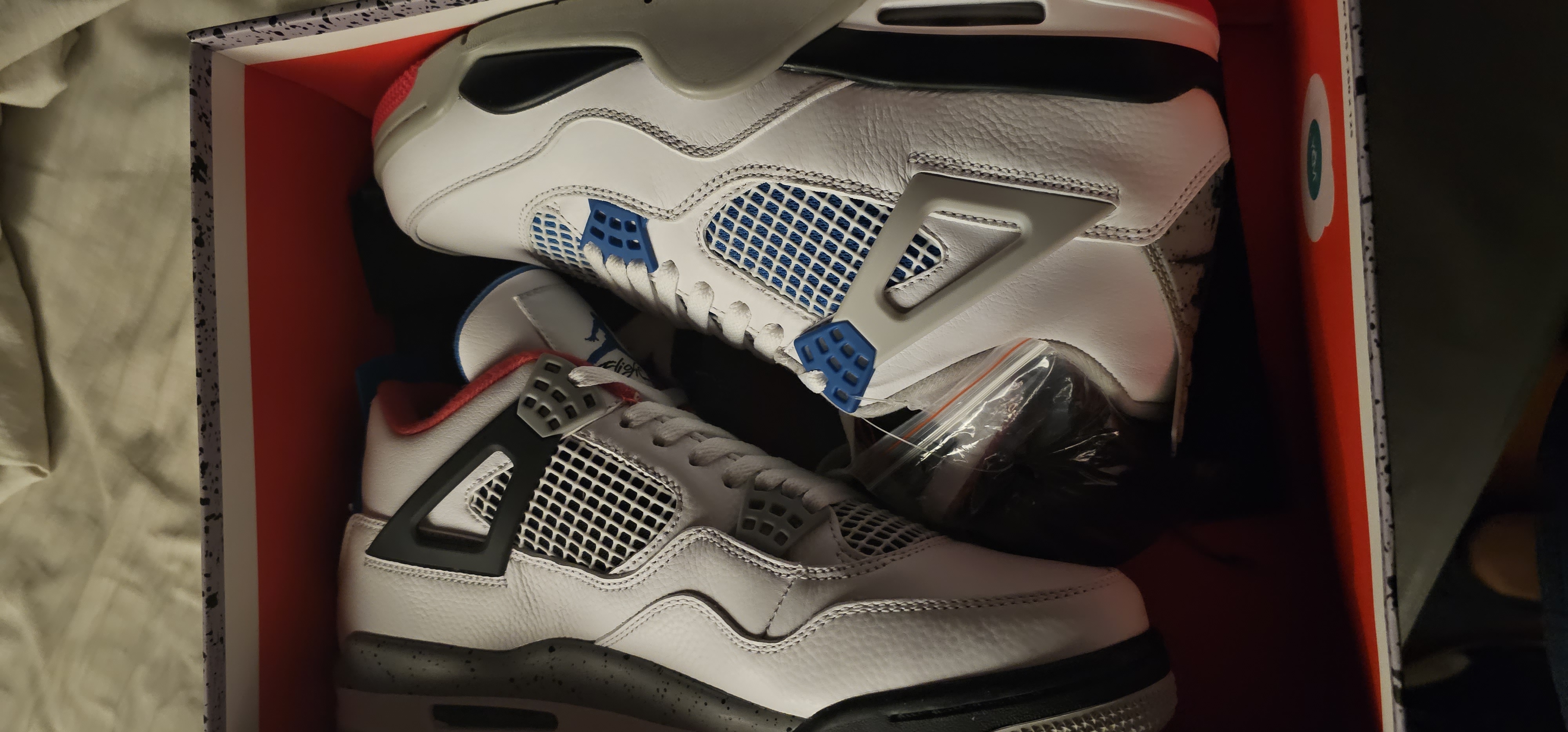 Pkgod  Air Jordan 4 Retro What The review Riky P 02