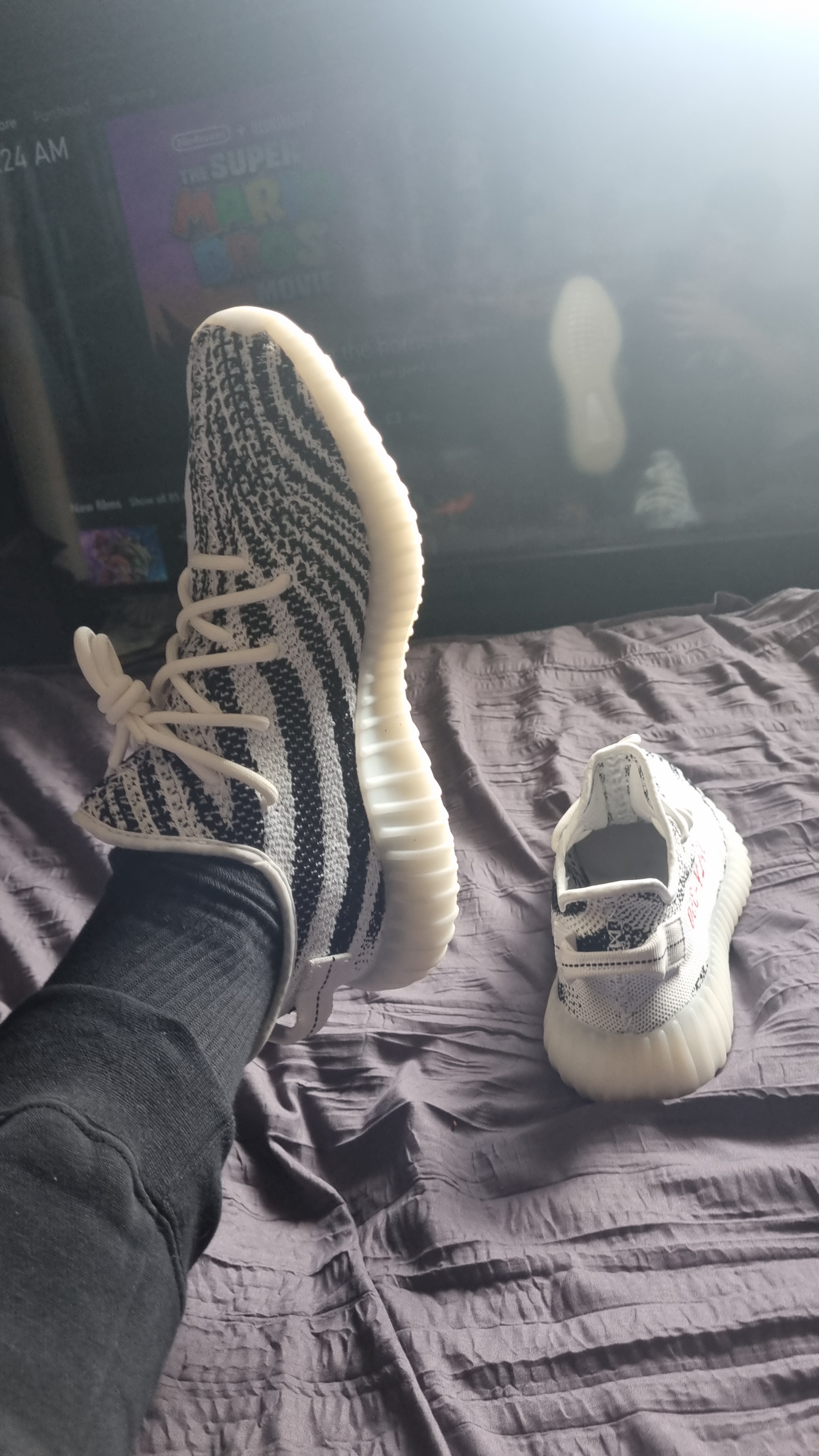 Pkgod Adidas Yeezy Boost 350 V2 Zebra  review Josh 03