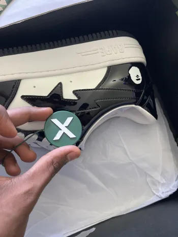 Pkgod Bape Sk8 Sta Low Black and white patent leather review Elchapoo  05