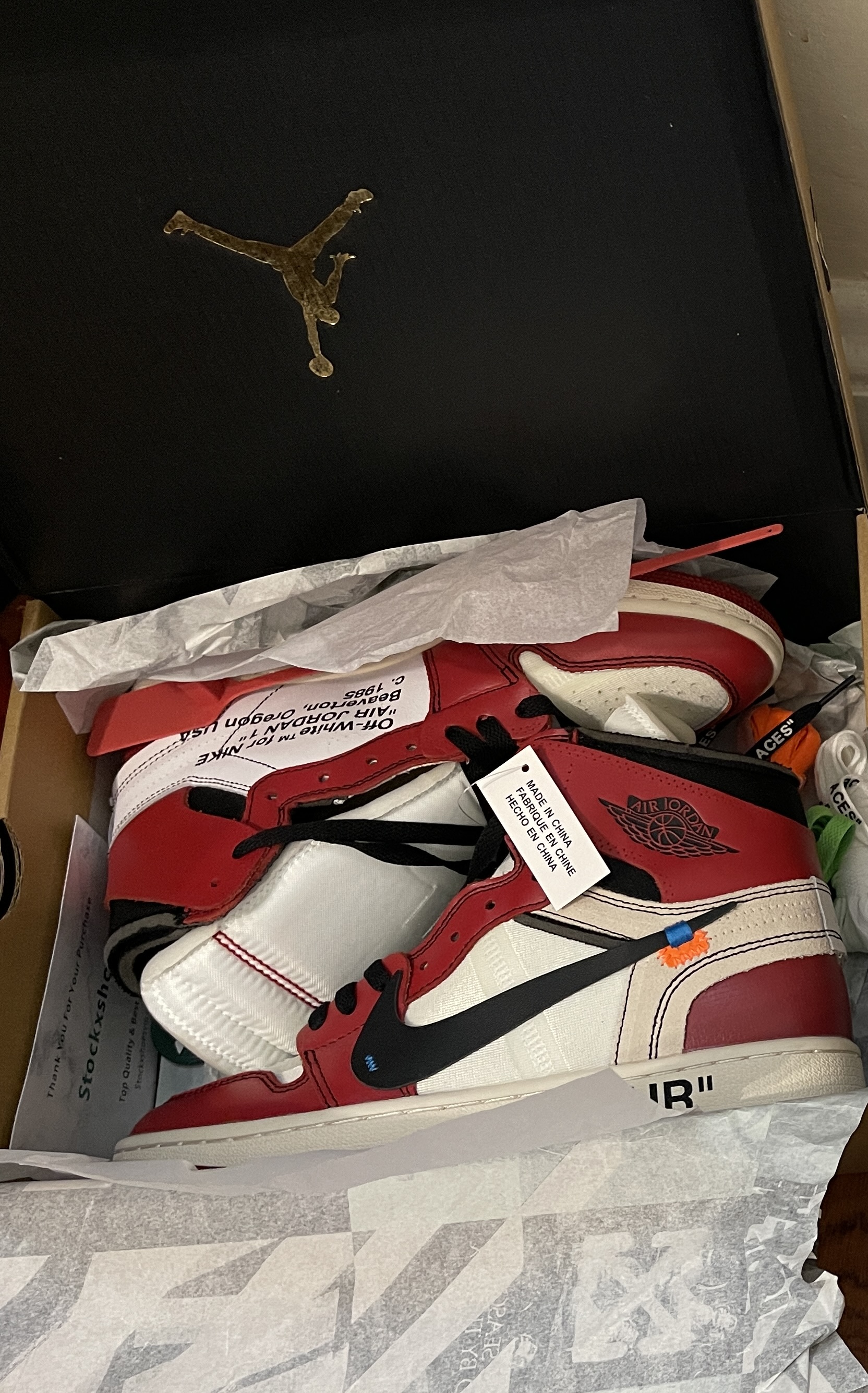 Pkgod  Air Jordan 1 Retro High Off-White Chicago   review Anonymous27