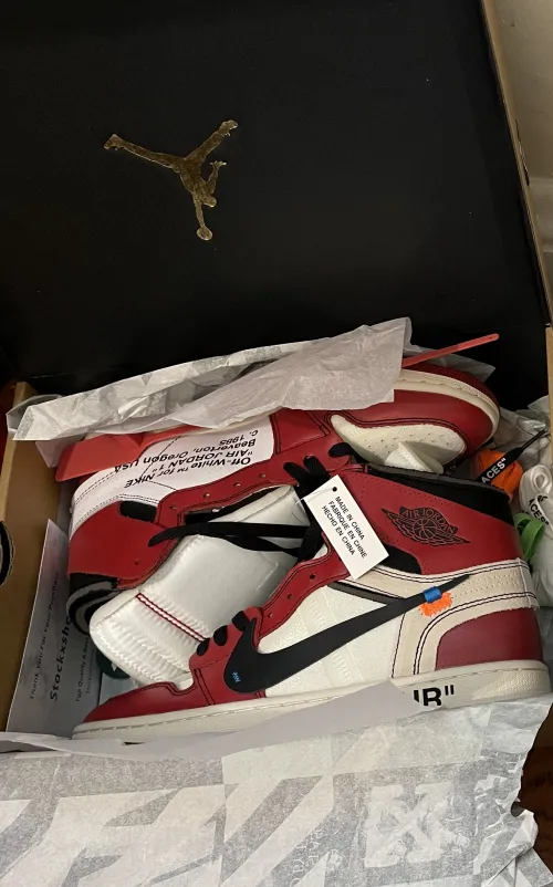 Pkgod  Air Jordan 1 Retro High Off-White Chicago   review 