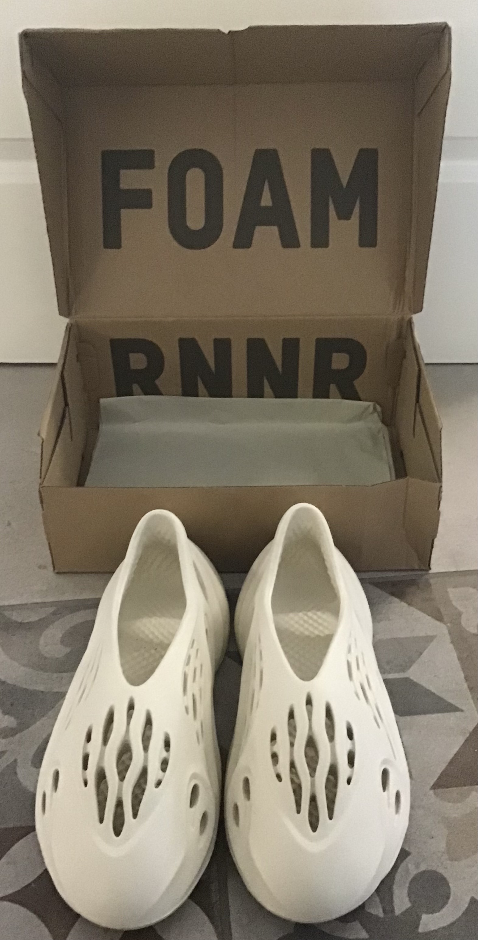   Pkgod adidas Yeezy Foam RNNR Ararat​ review Nassim