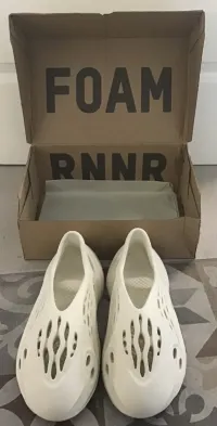   Pkgod adidas Yeezy Foam RNNR Ararat​ review 0