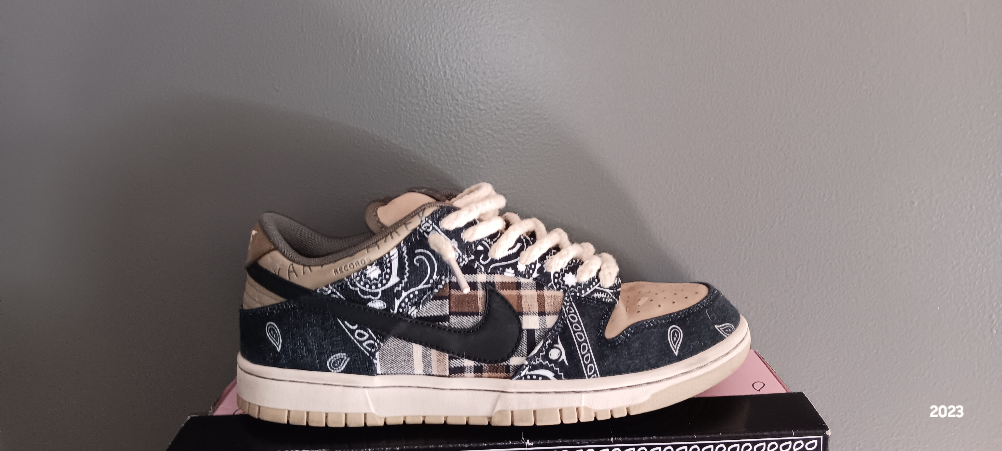  Pkgod Nike SB Dunk Low Travis Scott (Special Box) review Bcockerham8508