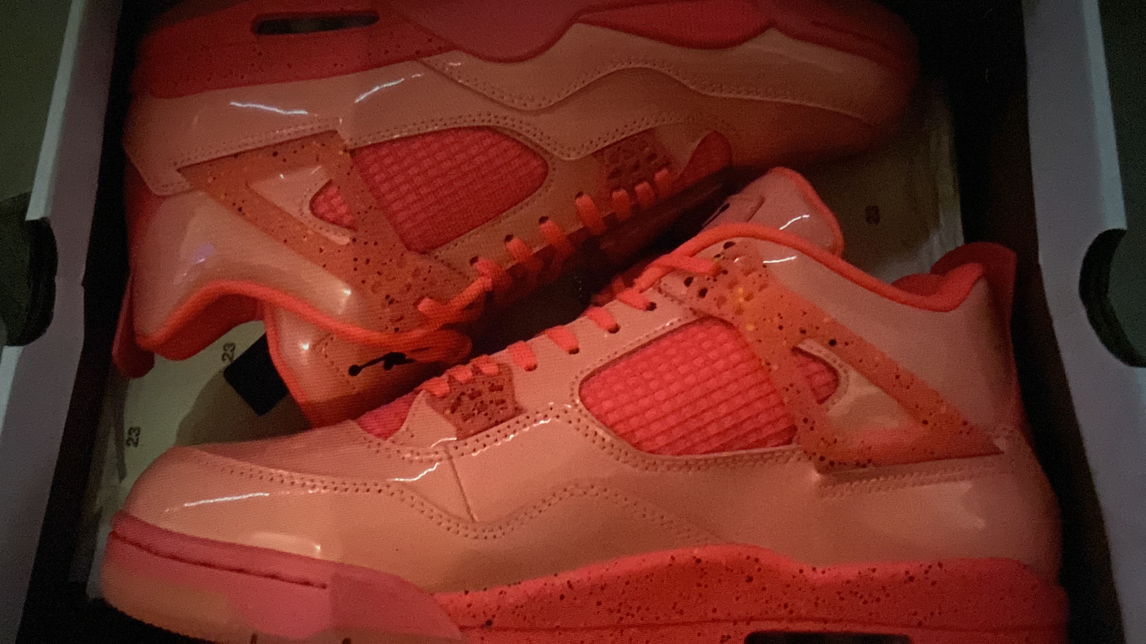    Pkgod Air Jordan 4 Retro Hot Punch review Nassim