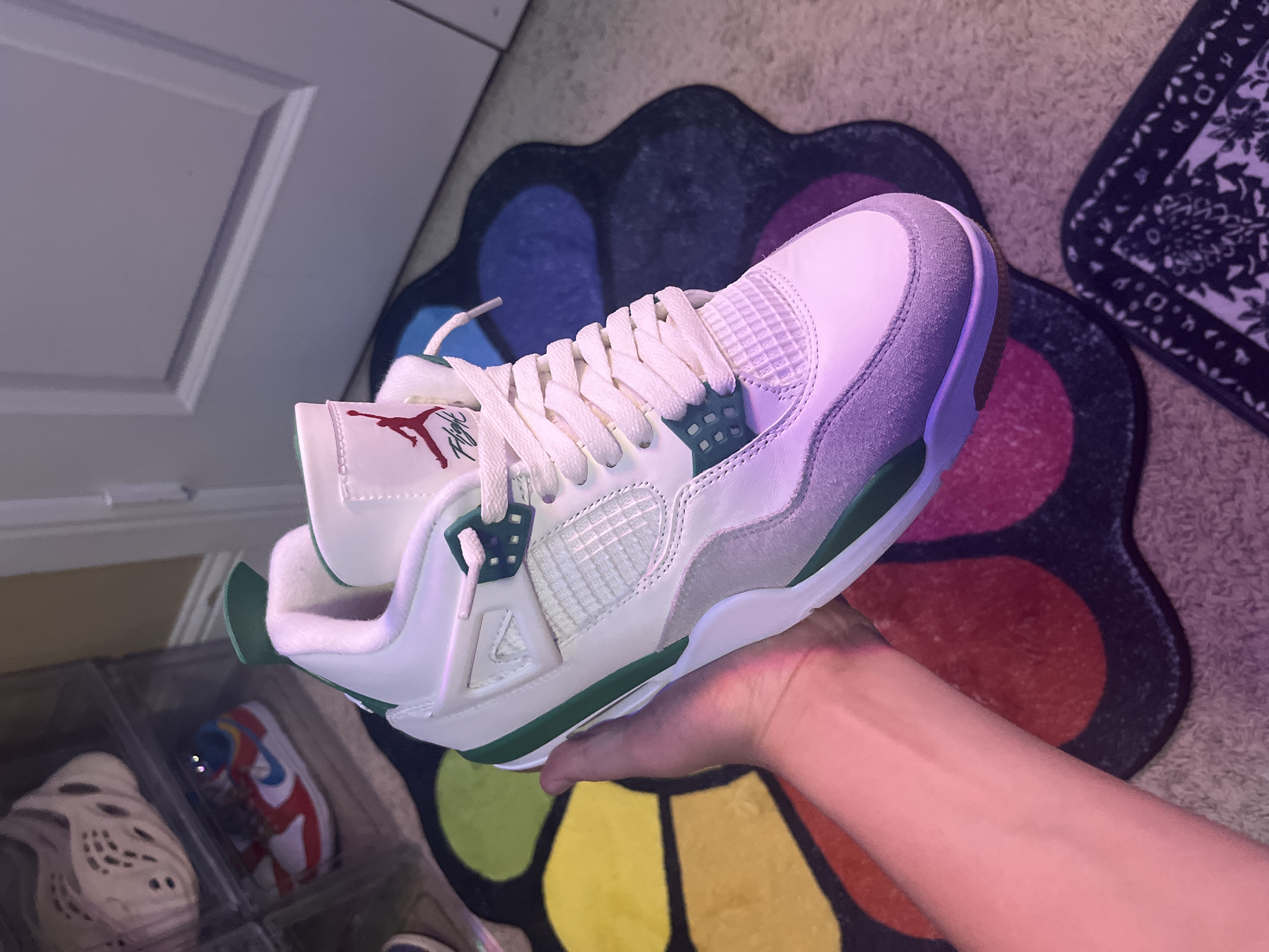 Pkgod Jordan 4 Retro SB Pine Green   review Antonio 01