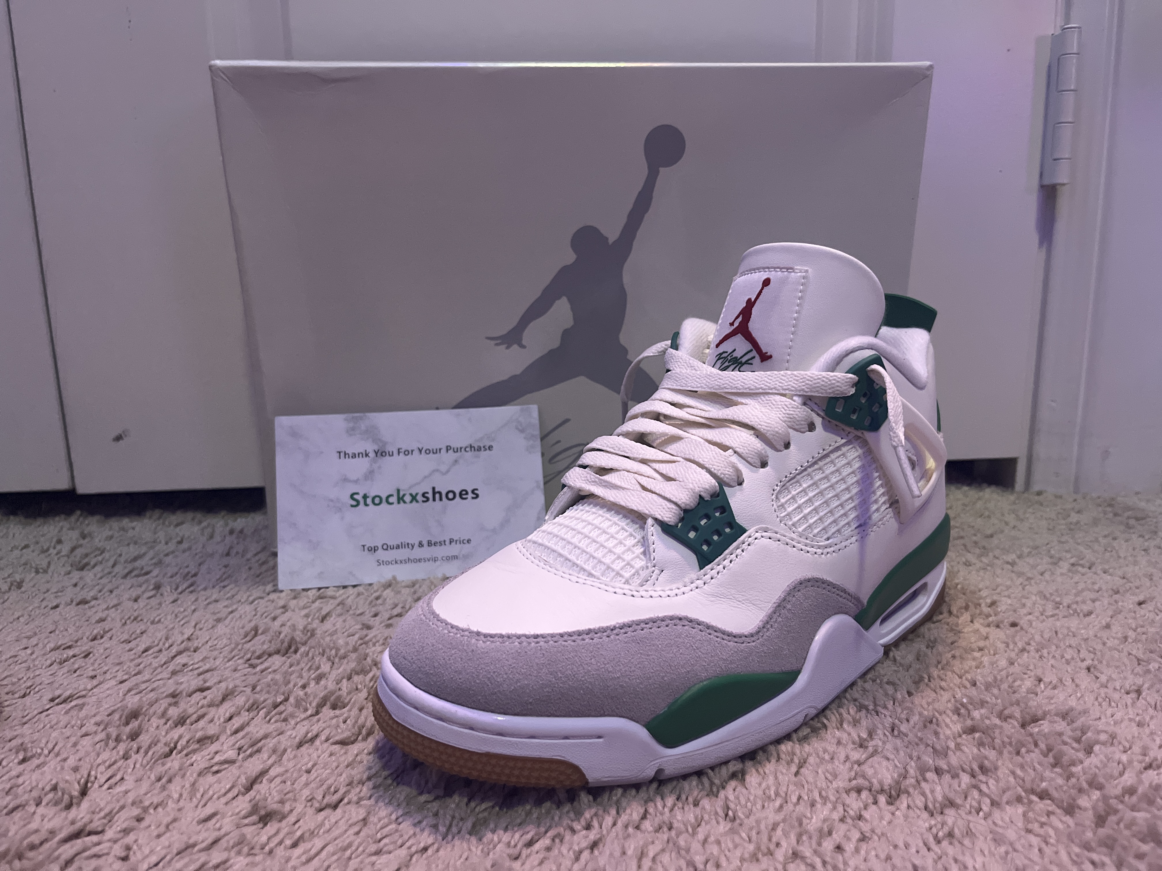 Pkgod Jordan 4 Retro SB Pine Green   review Antonio 03
