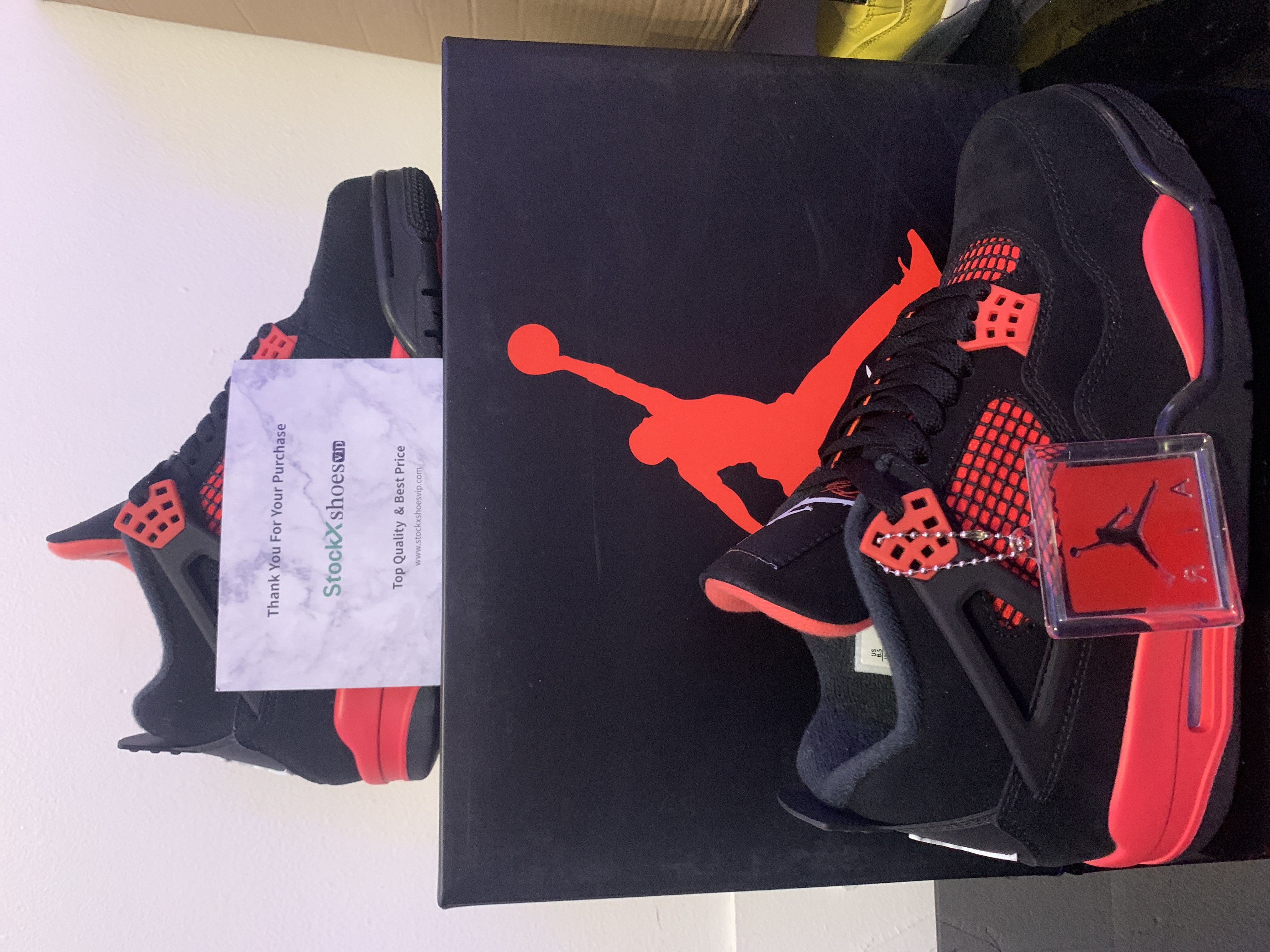  XP Factory Sneakers & Air Jordan 4 Retro Red Thunder  CT8527-016  review Keith Teliska 01