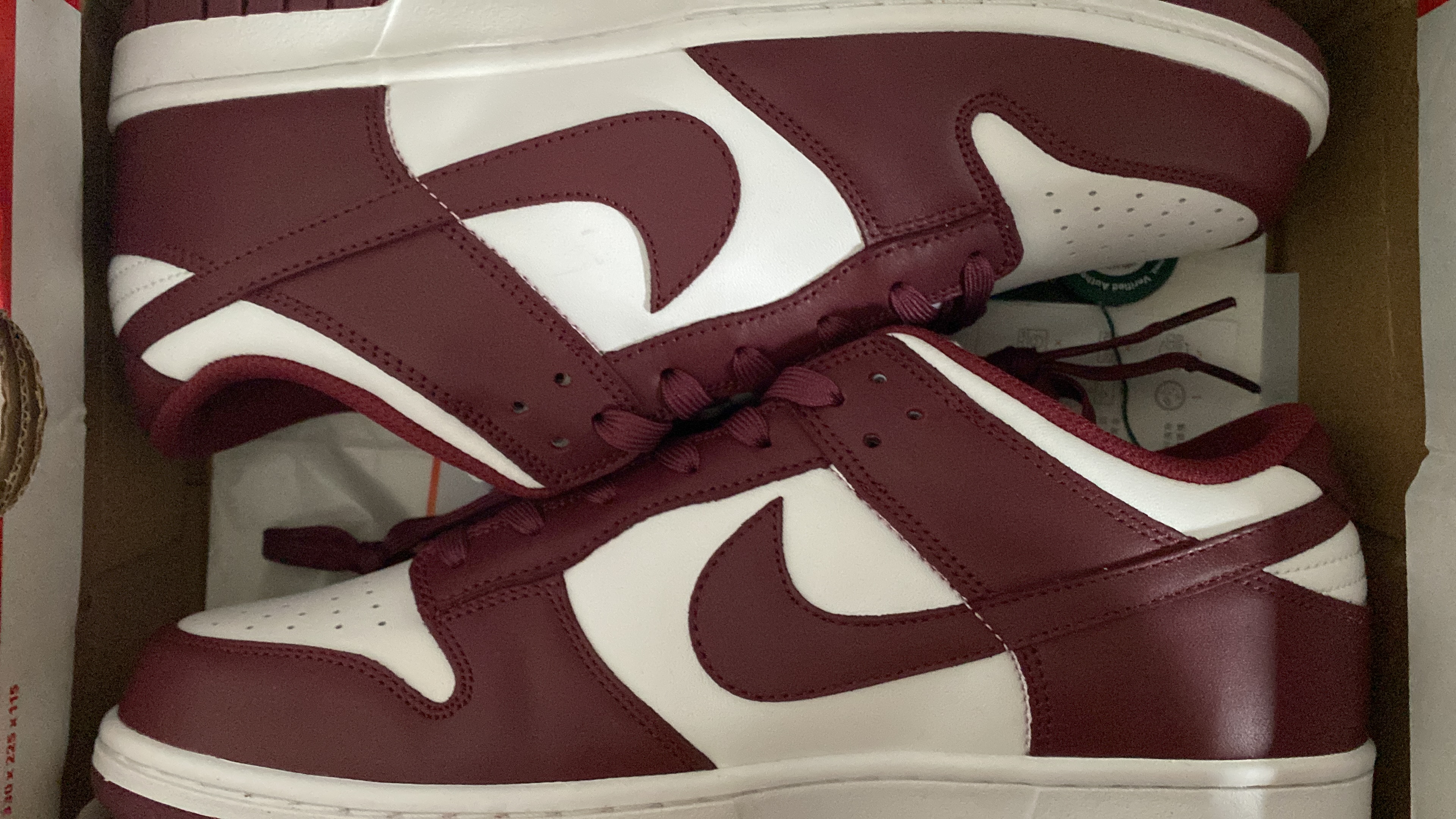   Stockxshoes Special Sale &Supr x Nike SB Dunk Low Bordeaux (DM Batch） review Nassim 01