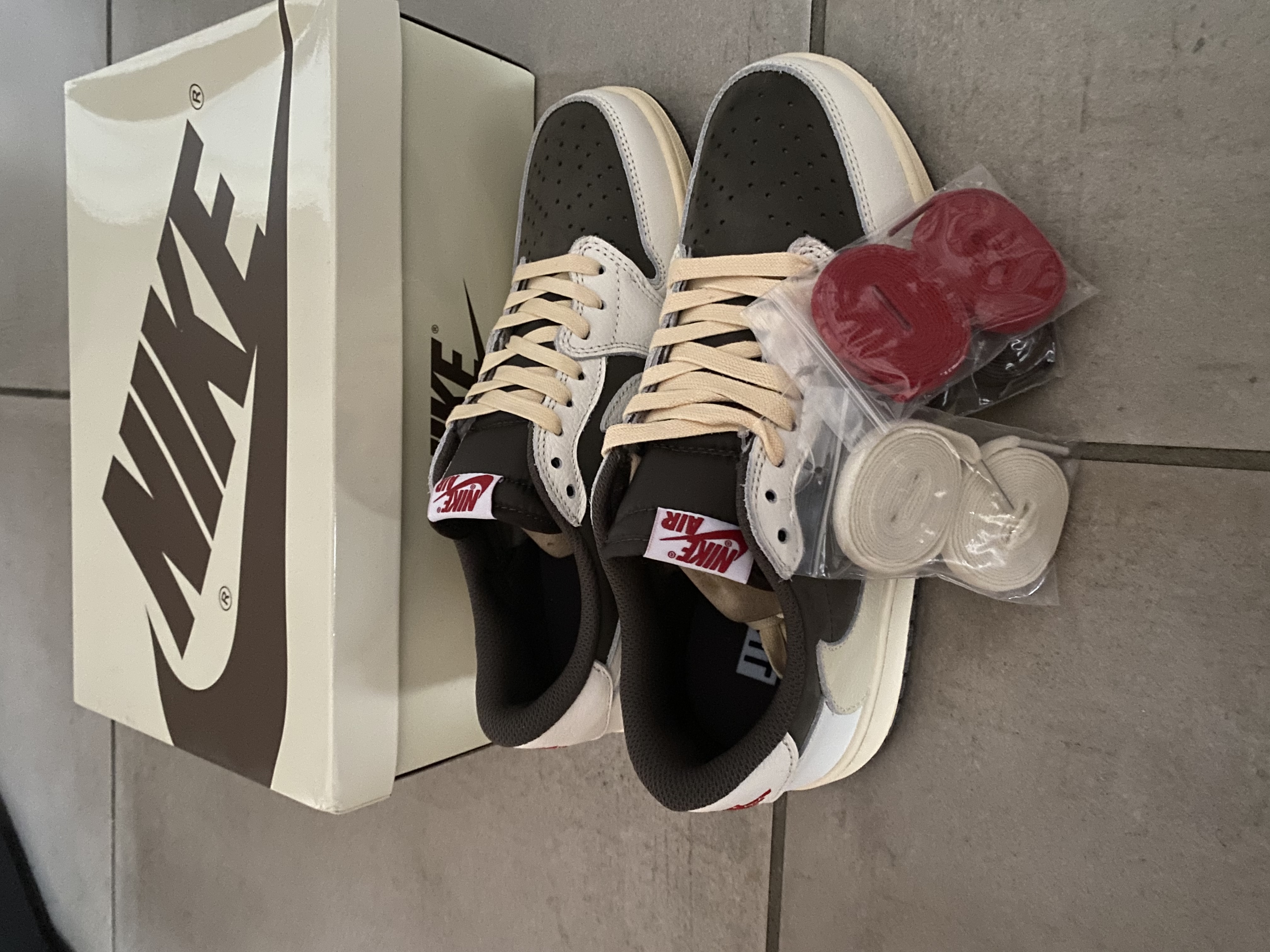  Pkgod Air Jordan 1 Retro Low OG SP Travis Scott Olive review Nassim