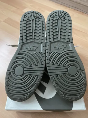  Pkgod Air Jordan 1 Retro Low OG SP Travis Scott Olive review Raul  04