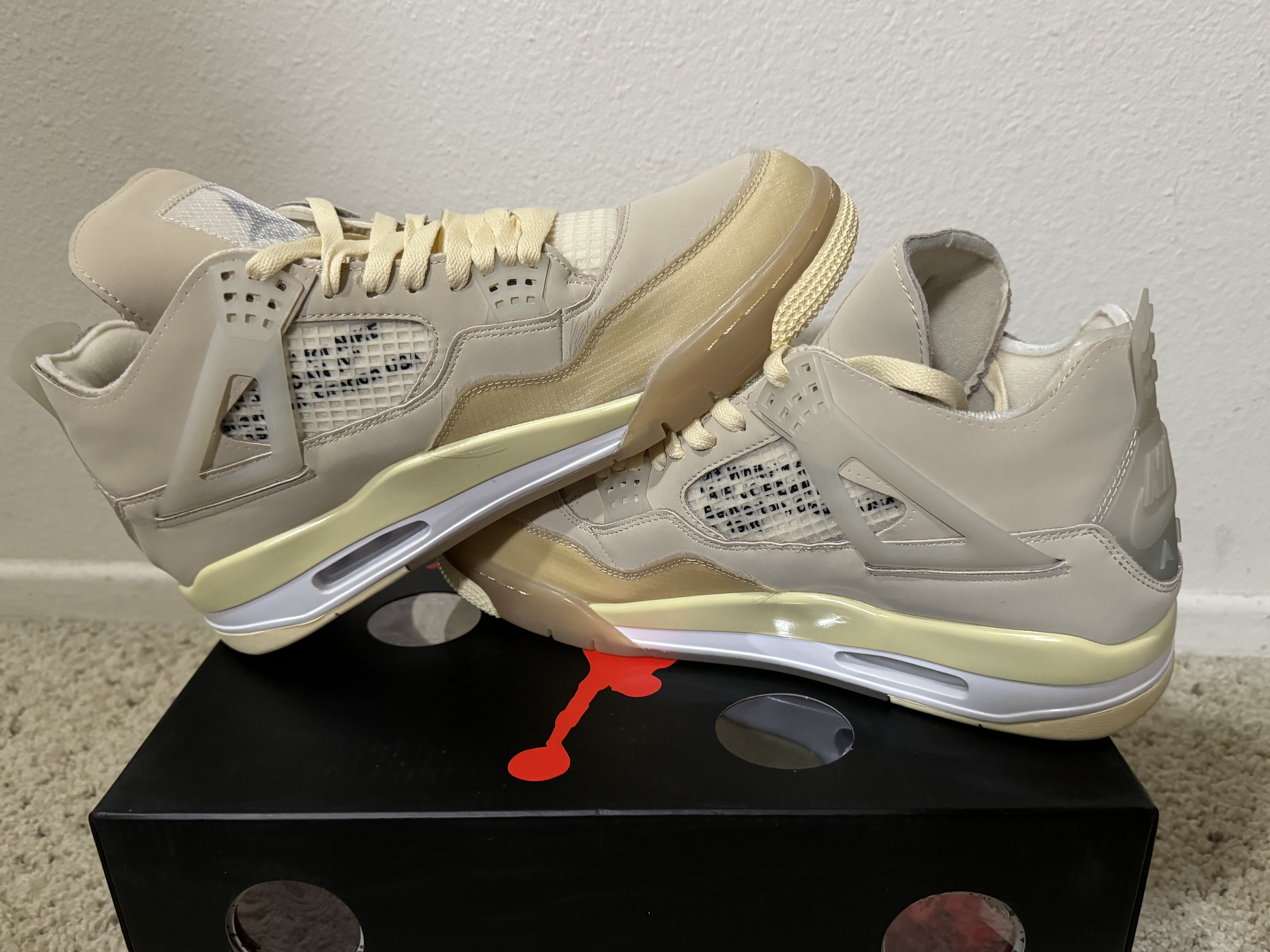  Pkgod  Air Jordan 4 Retro Off-White Sail   review Miguel Cerda 03