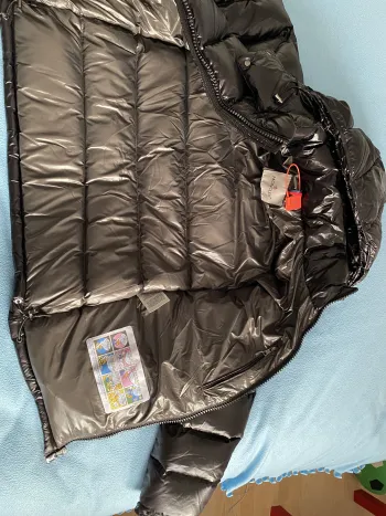 Top Quality Moncler Jacket Black(NFC)  review Oliver Szolc 02