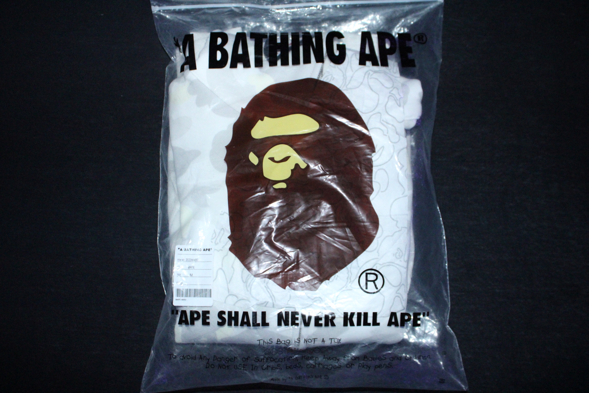 BAPE City Camo Shark WGM Full-Zip Hoodie Black（Glow） review 1