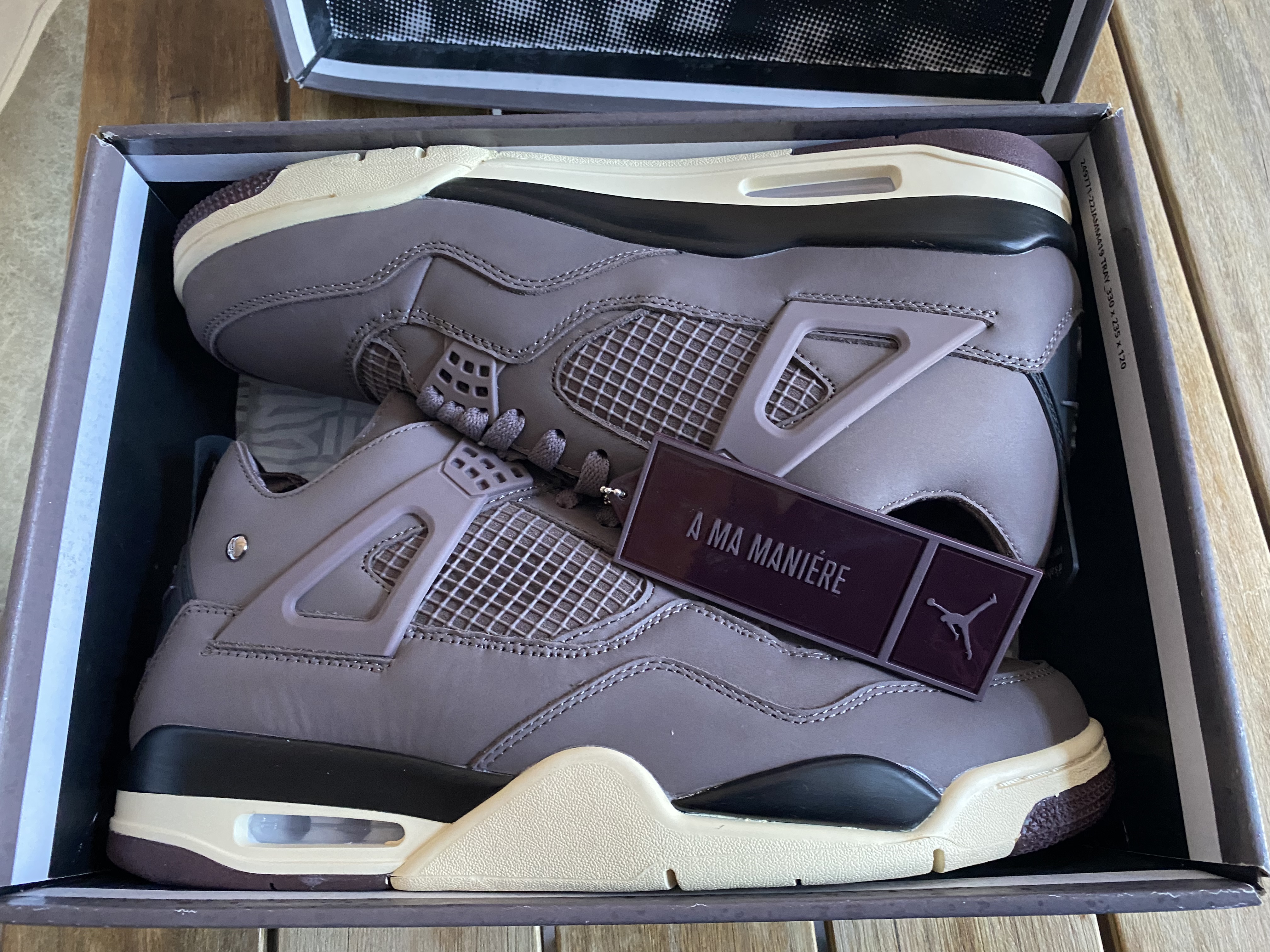 Air Jordan 4 Retro A Ma Maniére Violet Ore $79.9 review Nassim 02