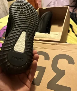 Adidas Yeezy Boost 350 V2 Black Bred $69.9 review John Cena 02