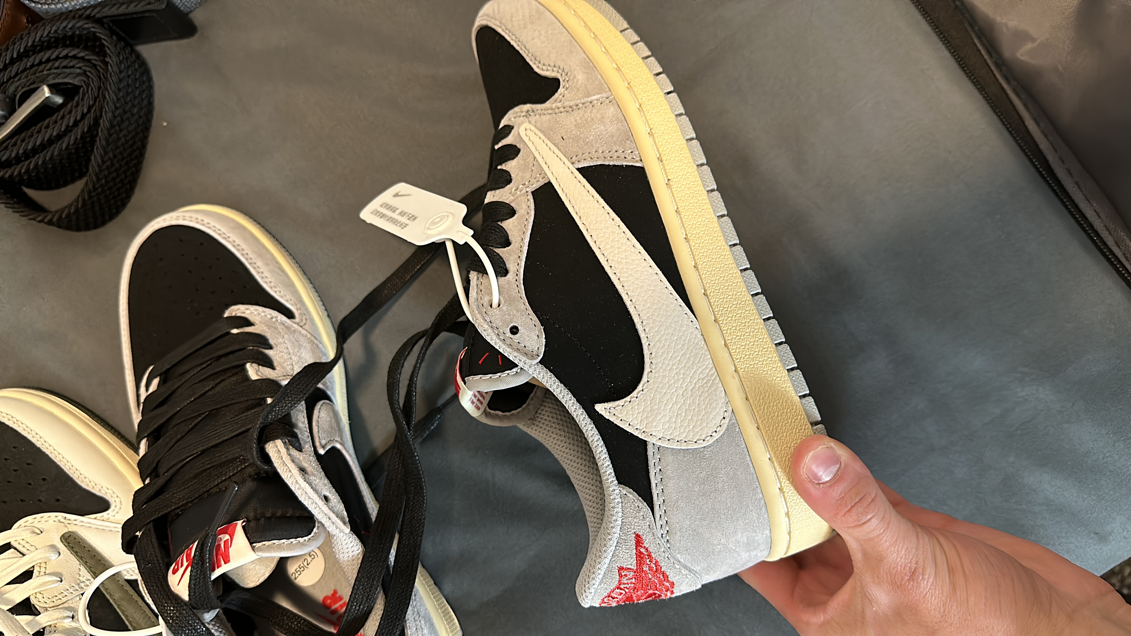    Pkgod Travis Scott x Air Jordan 1 Low White Grey Low Gang review 0