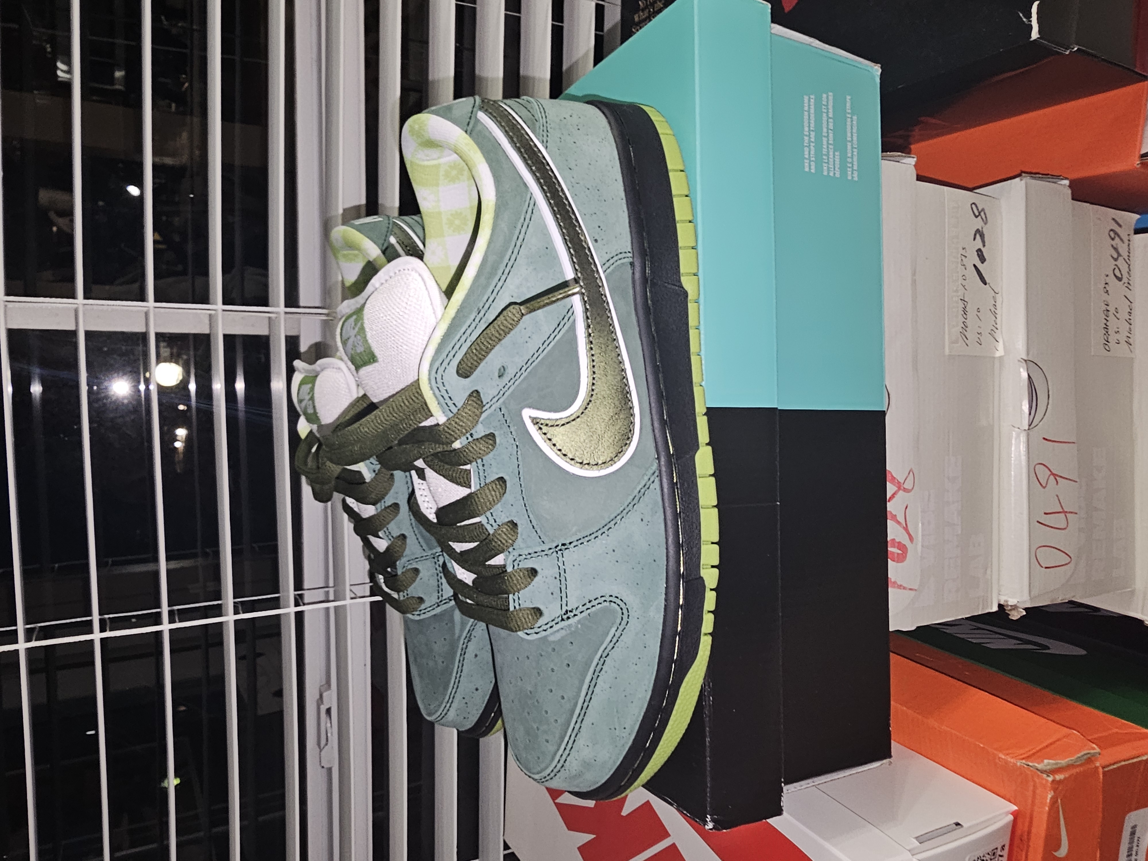  OG Sneakers & Nike SB Dunk Low Concepts Green Lobster  BV1310-337 review Michael Friedman 03