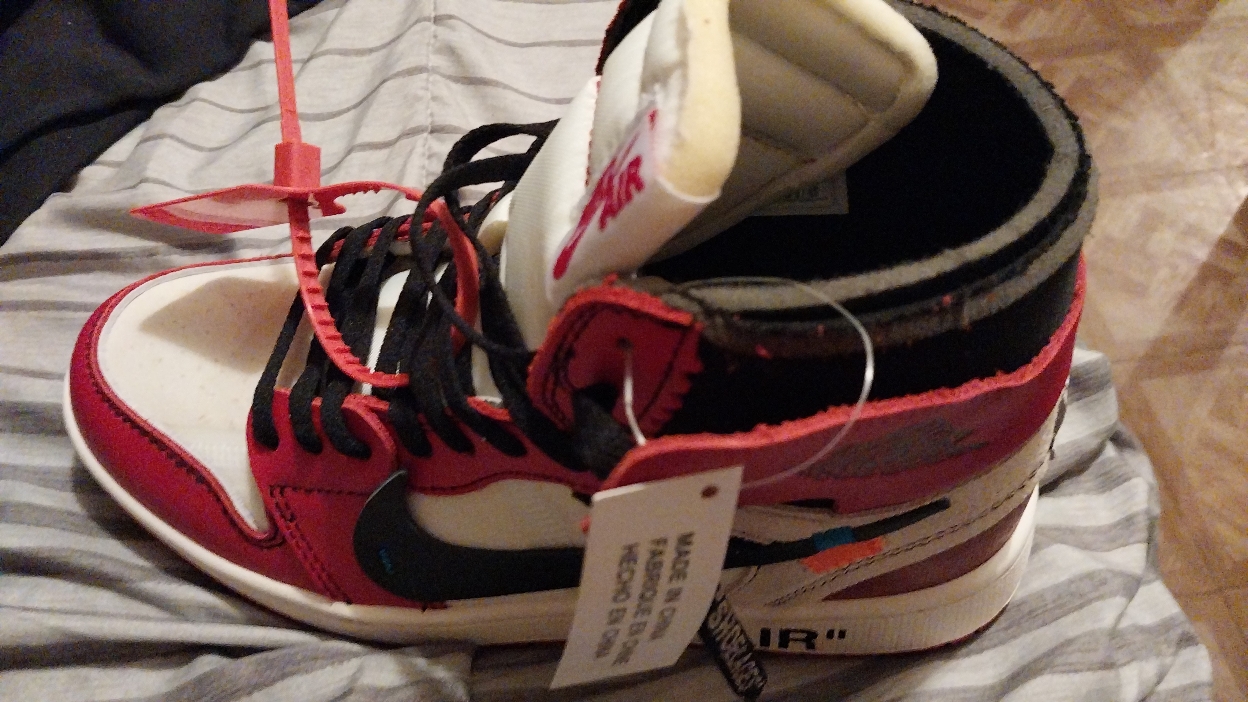 OWF Batch Sneaker &Jordan 1 Retro High Off-White Chicago​​​​​ AA3834-101​ review Oso
