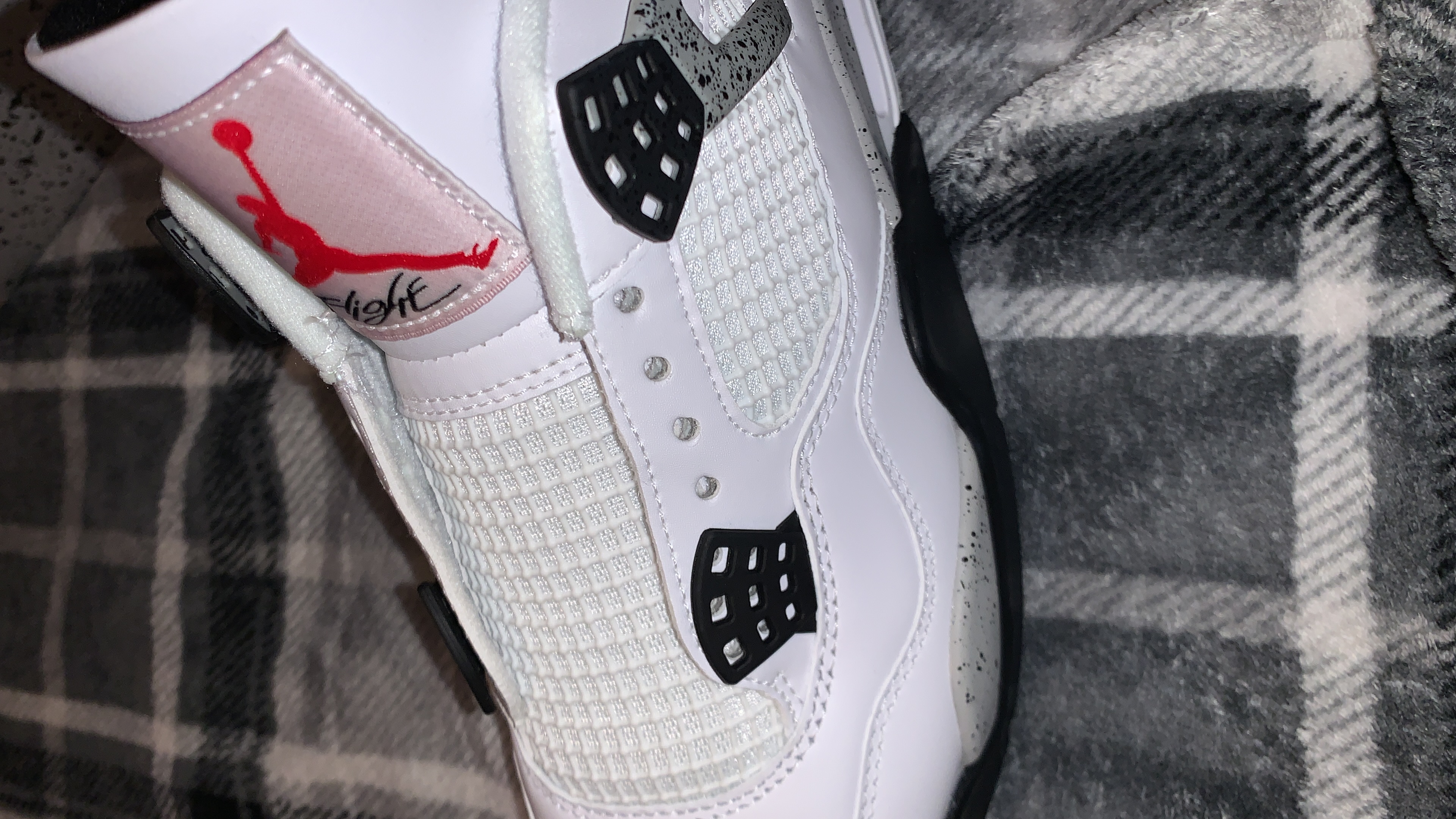 Pkgod Air Jordan 4 Retro White Cement review Alfonso 02