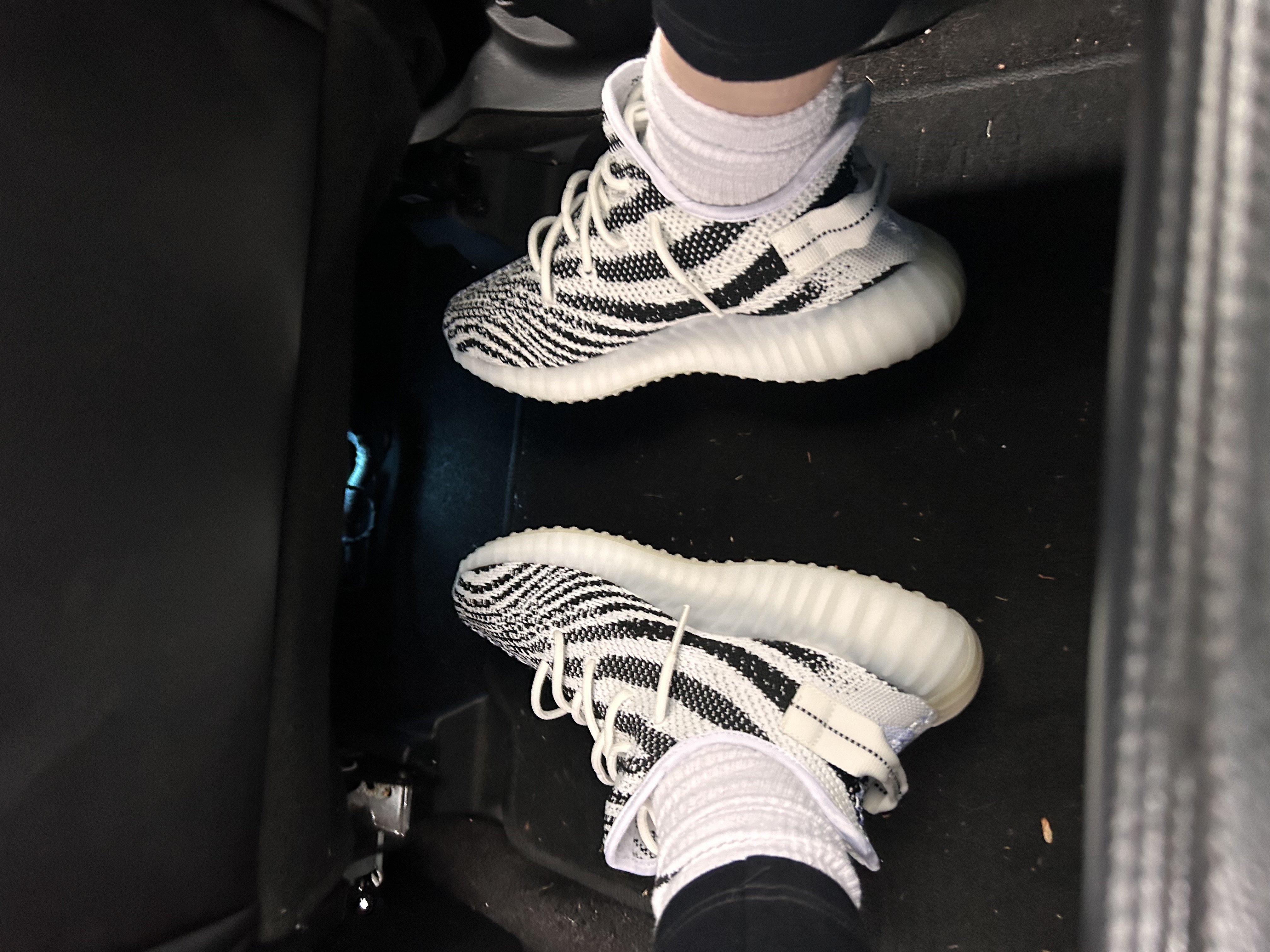    adidas Yeezy Boost 350 V2 Zebra review 0