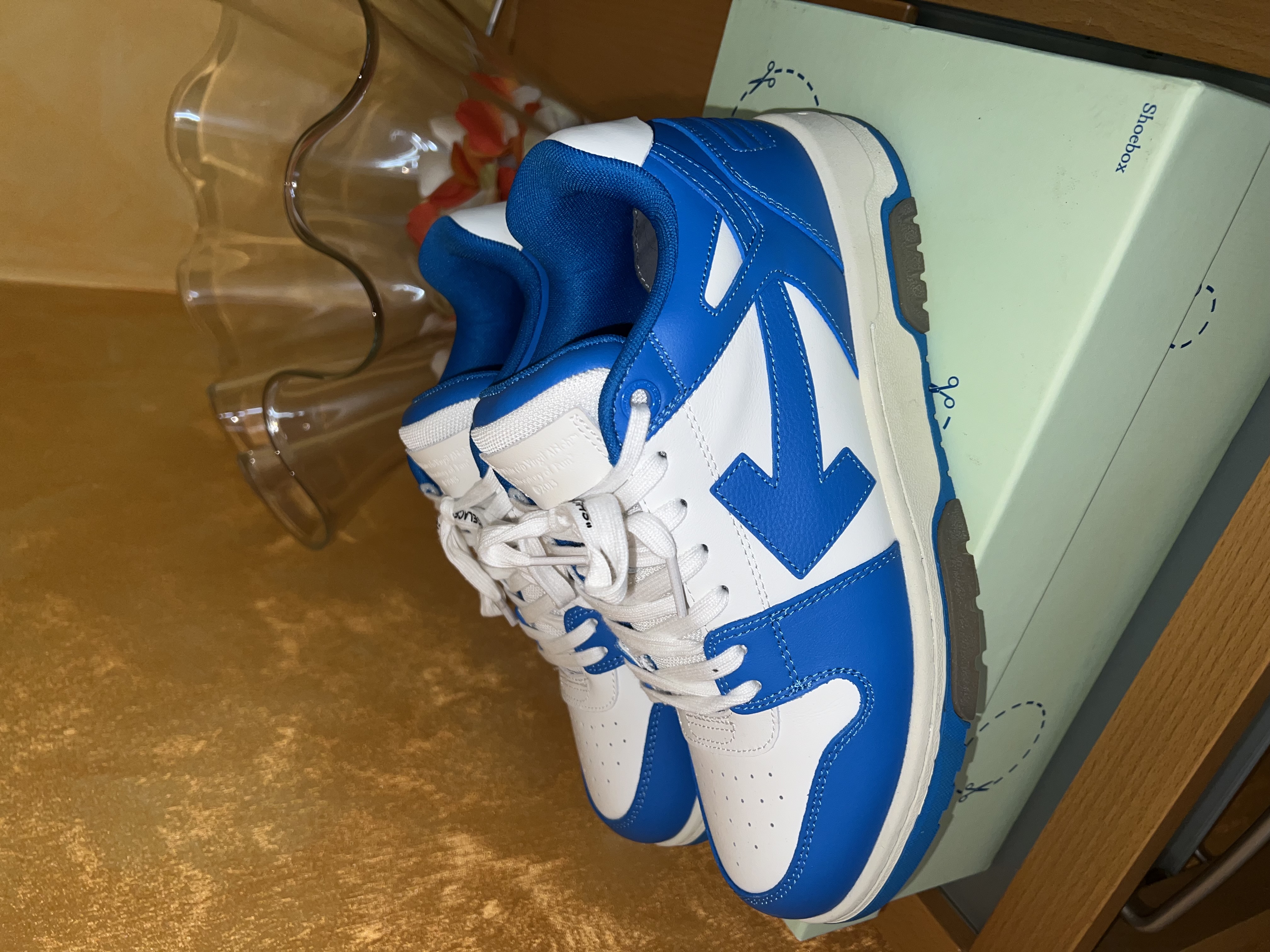 Pkgod OFF-WHITE Out Of Office Blue review Rocco William 01