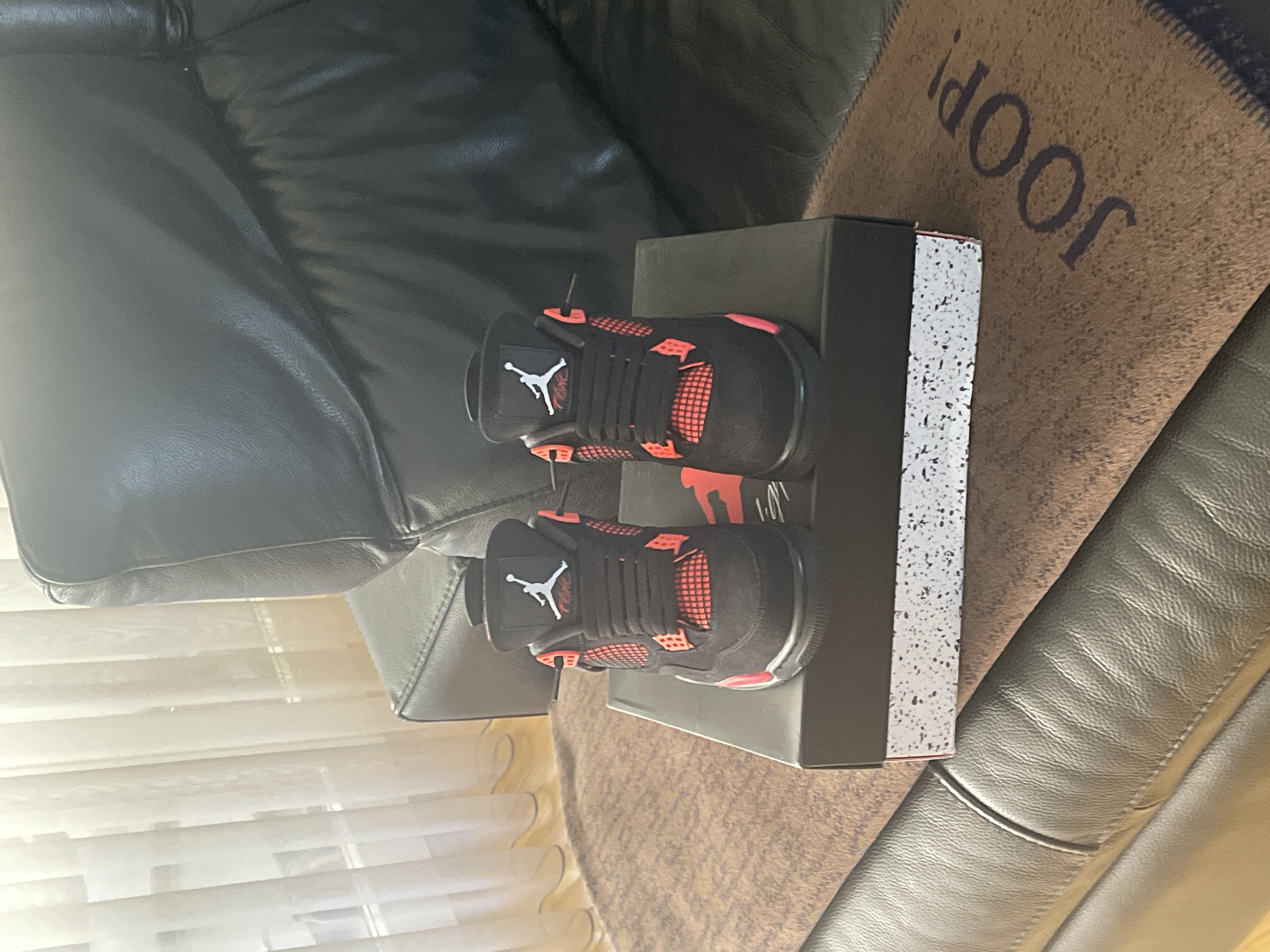 Pkgod Air Jordan 4 “Red Thunder”   review Enis saiti 02