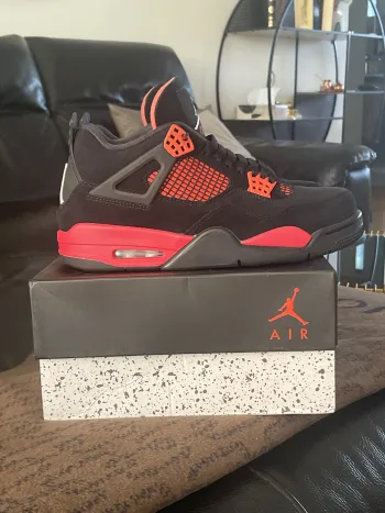  Pkgod Air Jordan 4 “Red Thunder”   review Enis saiti 03