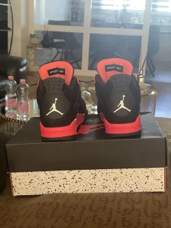  Pkgod Air Jordan 4 “Red Thunder”   review Enis saiti 04
