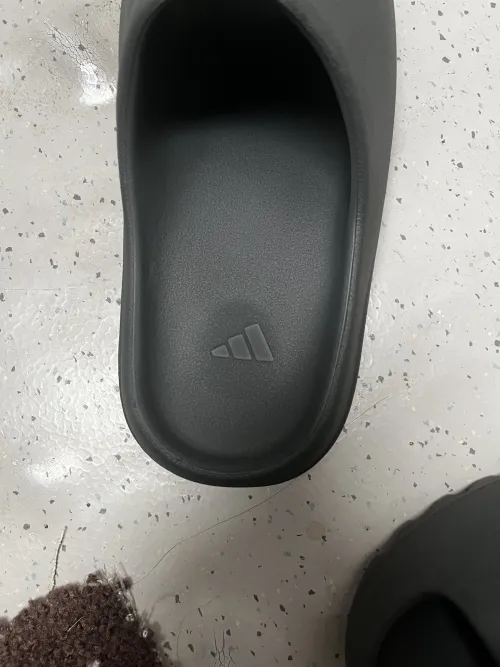 {Hot Sale Combination}Top Quality Pkgod Yeezy Slide& Yeezy Foam RNNR - 2 Pairs review 
