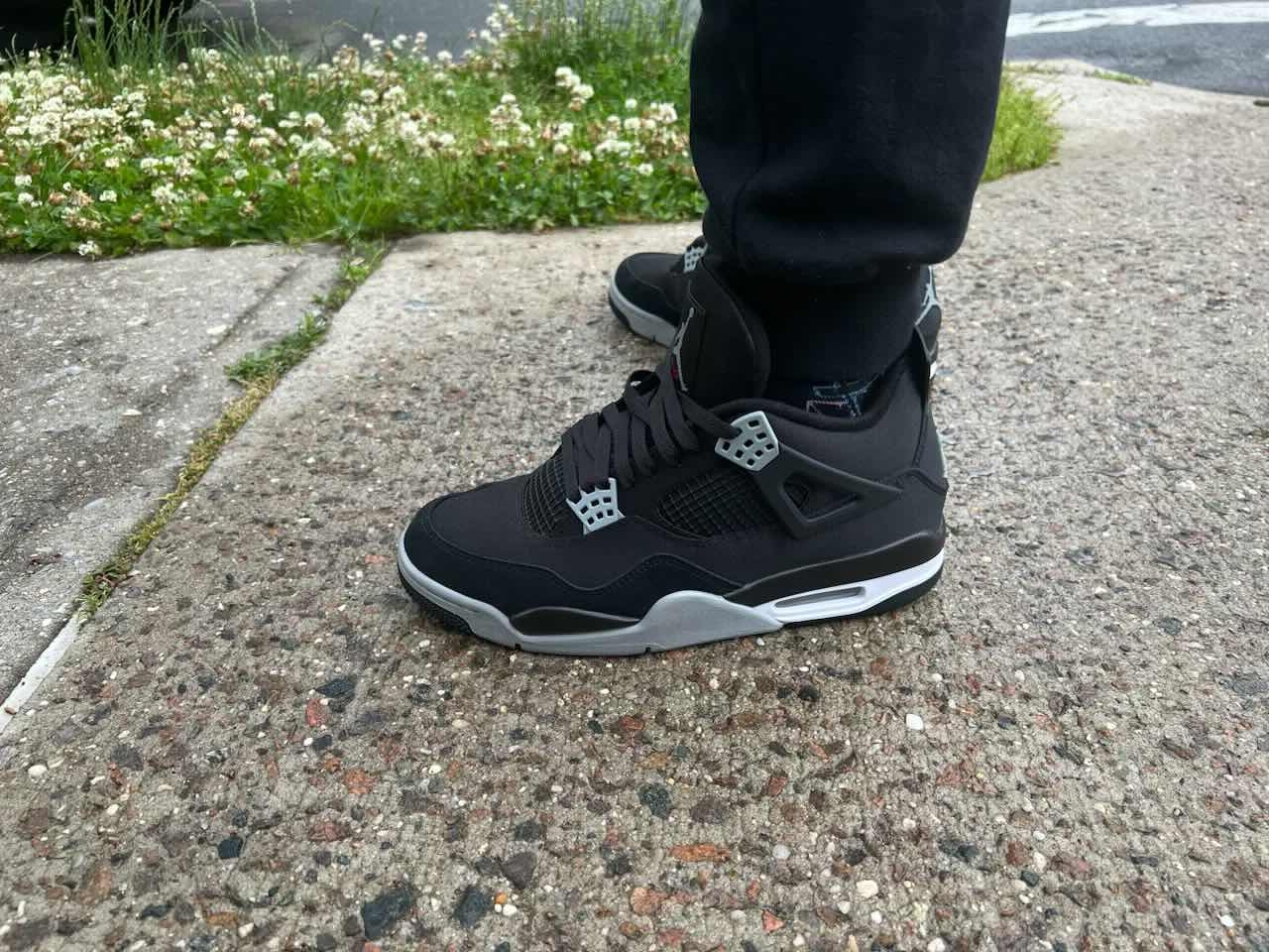 Air Jordan 4 Retro SE Black Canvas $79.9 review Review Day off 02