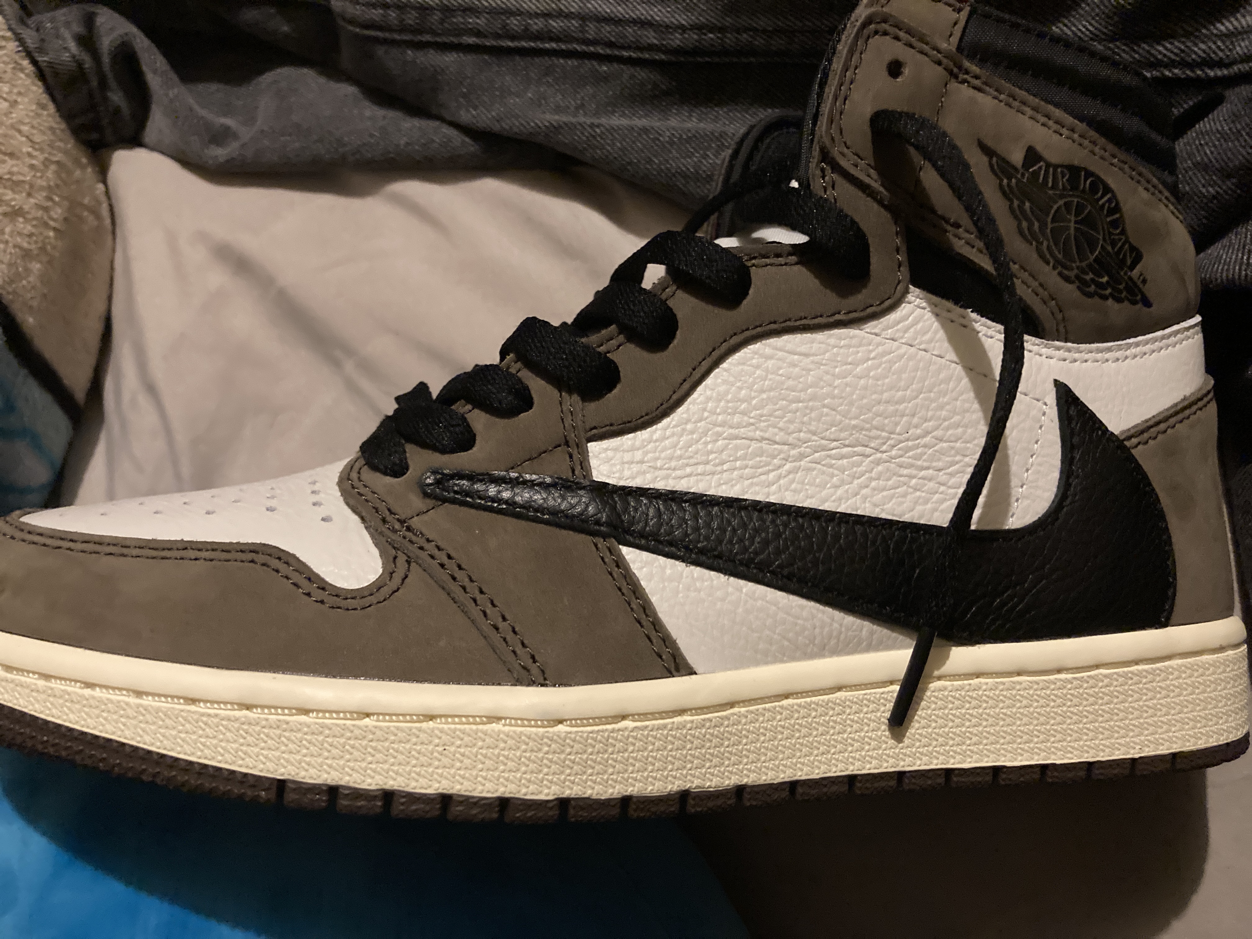 Pkgod Air Jordan 1 Retro High OG SP Travis Scott Mocha   review ElOsito
