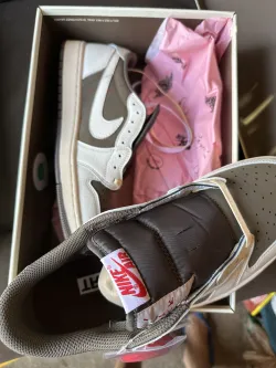 AJ1 Low OG SP Travis Scott Reverse Mocha review Papiichulo727 03