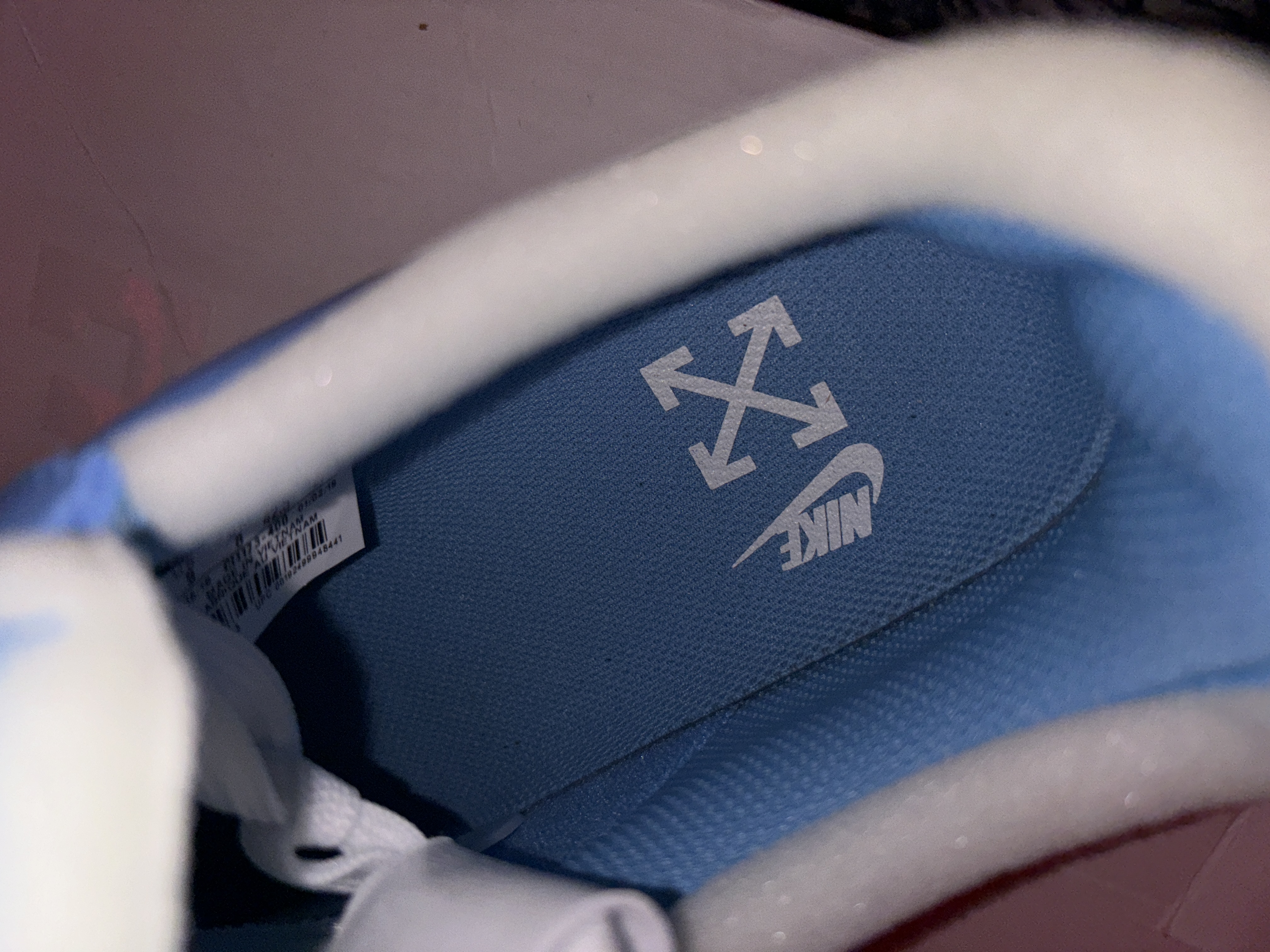 OWF Batch Sneaker & Nike Air Force 1 Low Off-White MCA University Blue CI1173-400 review Roland 01