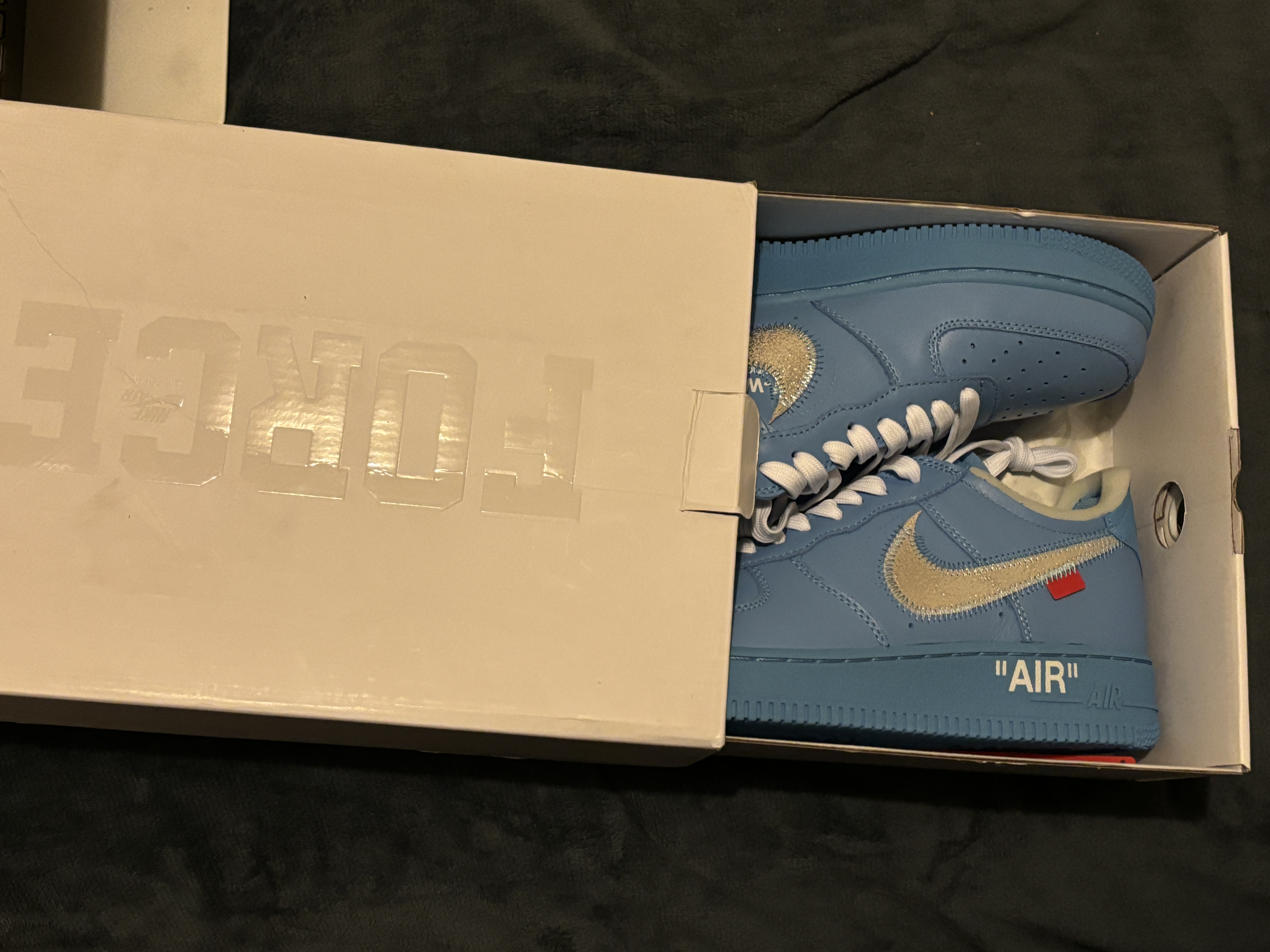 OWF Batch Sneaker & Nike Air Force 1 Low Off-White MCA University Blue CI1173-400 review Roland 04