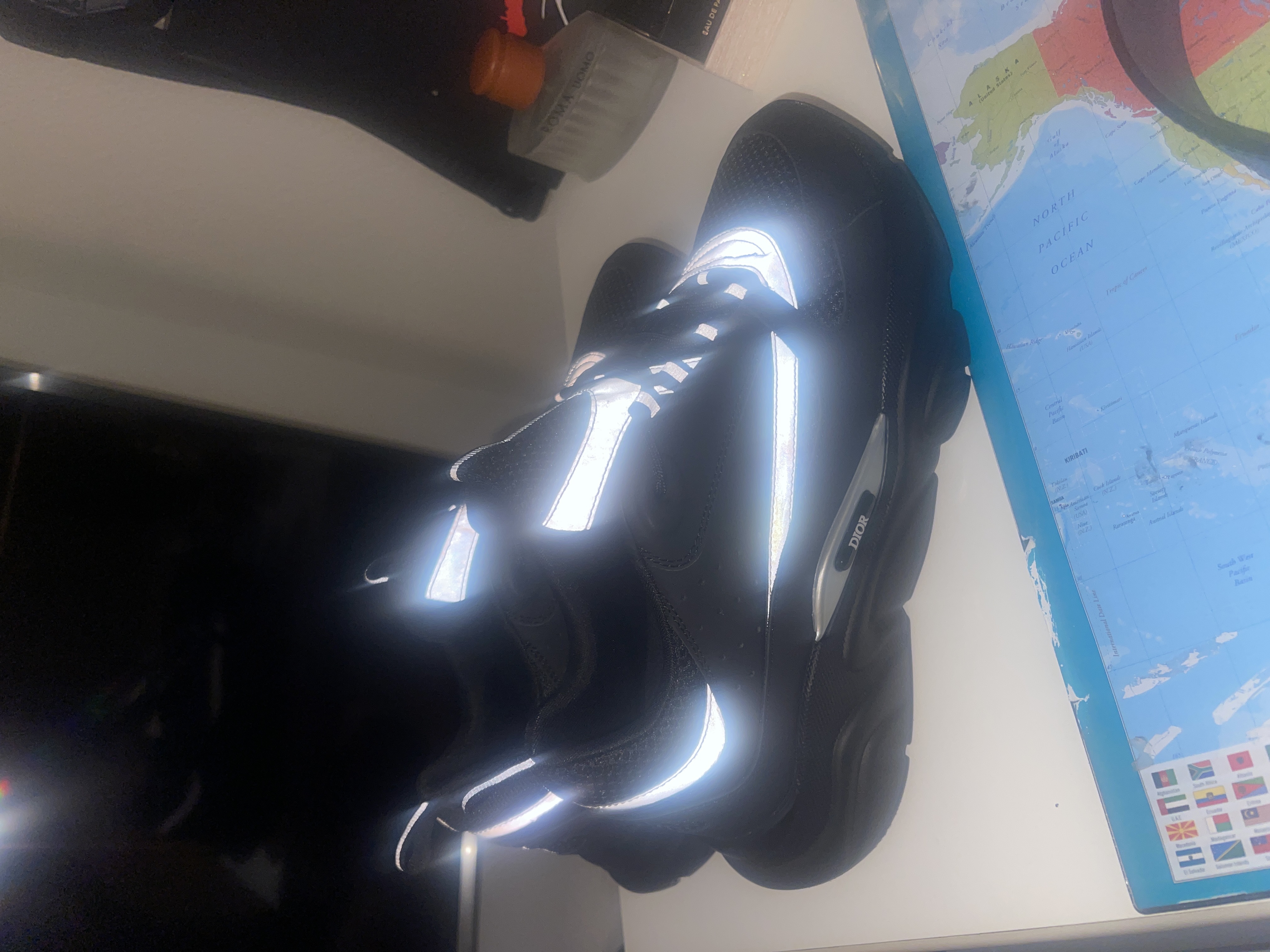 Dior B22 Black Silver review Enis