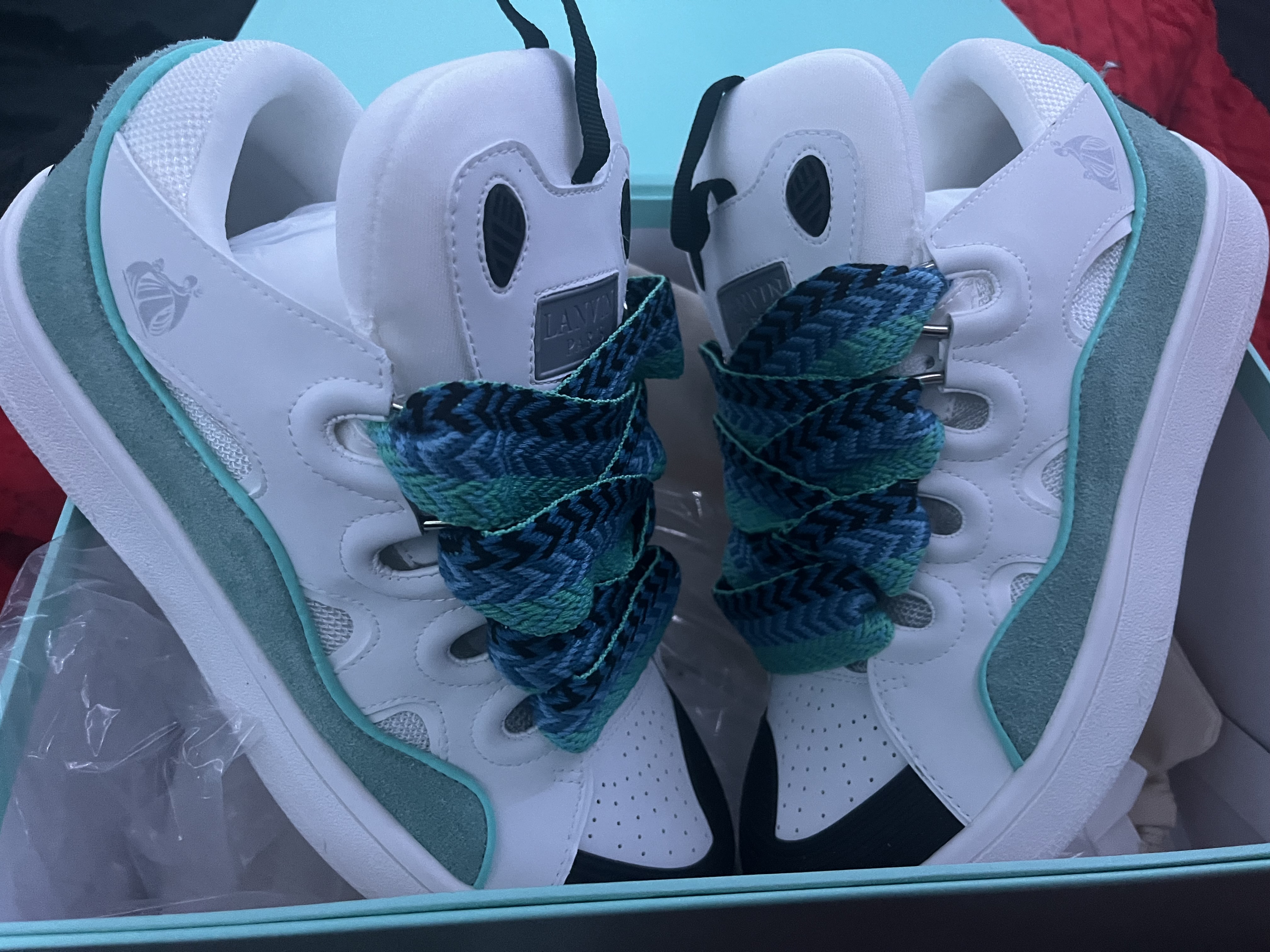 LANVIN White Blue review Bwayne 01