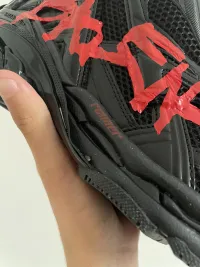 Balenciaga Runner Black And Red Characters 677402 W3RB1 0102  review 3